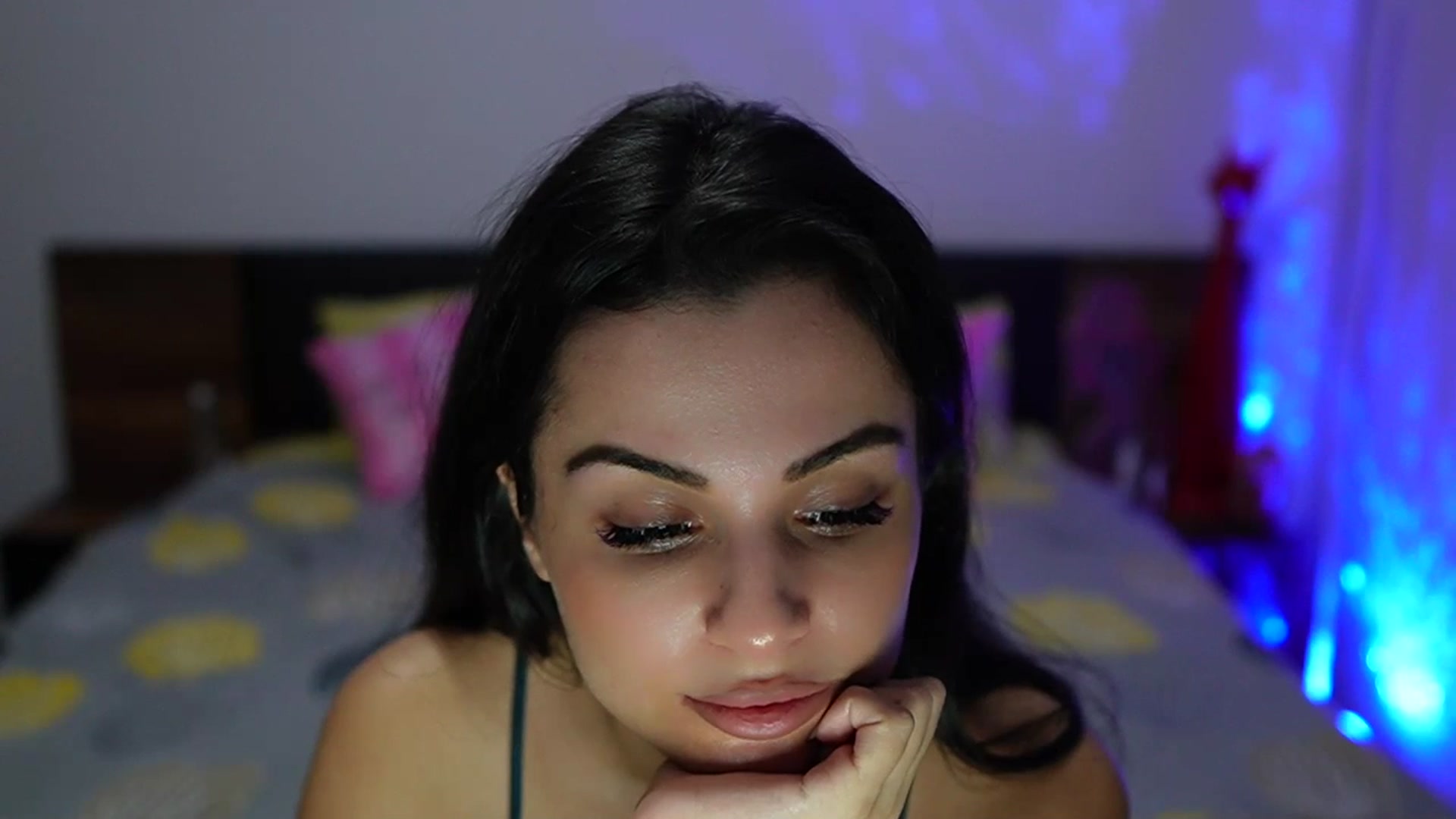 Gallery image thumbnail from TinyAndrea's myfreecams stream on, 11/09/2023, 24:42 image 2 of 20