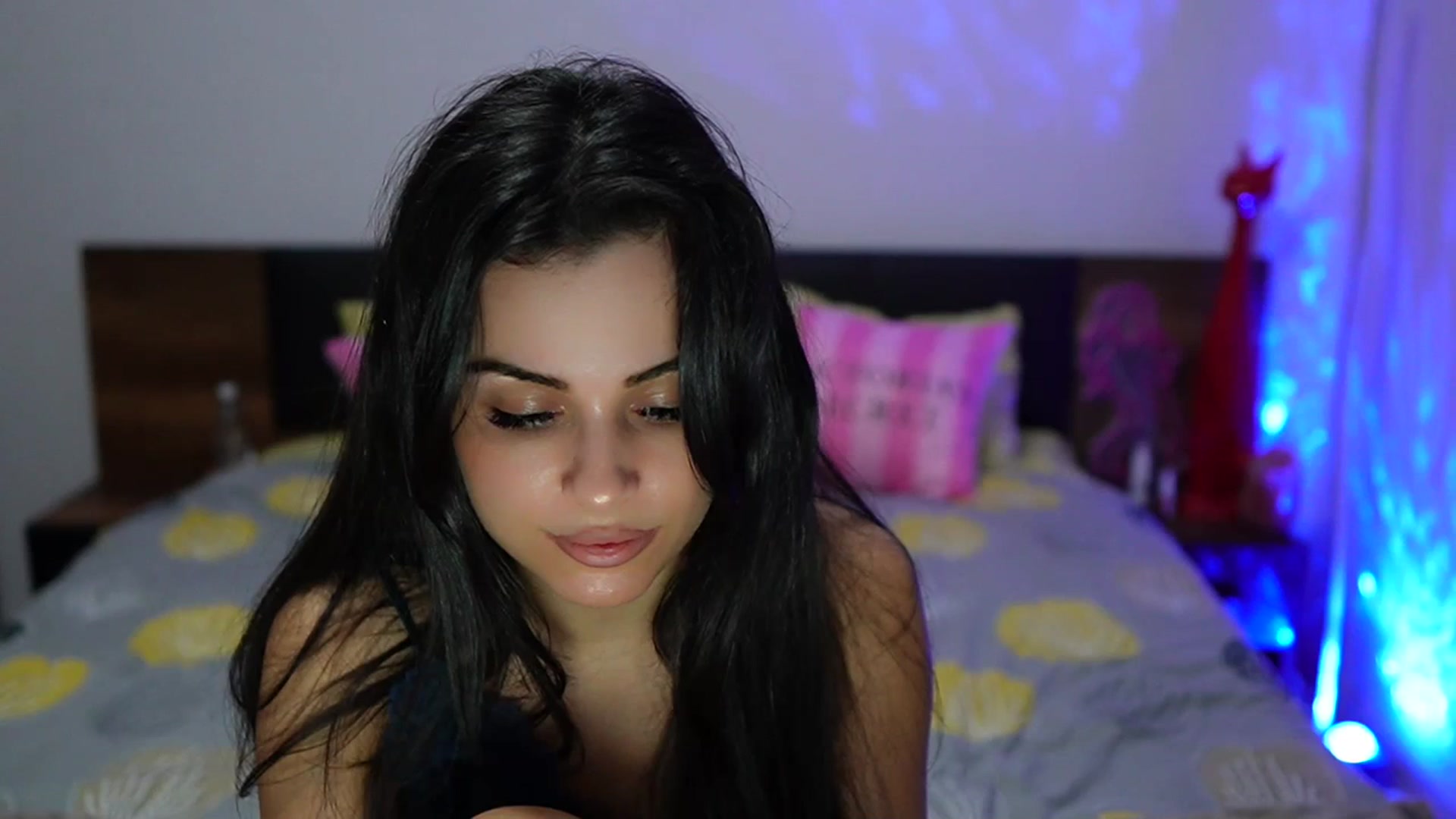 Gallery image thumbnail from TinyAndrea's myfreecams stream on, 11/09/2023, 24:42 image 19 of 20