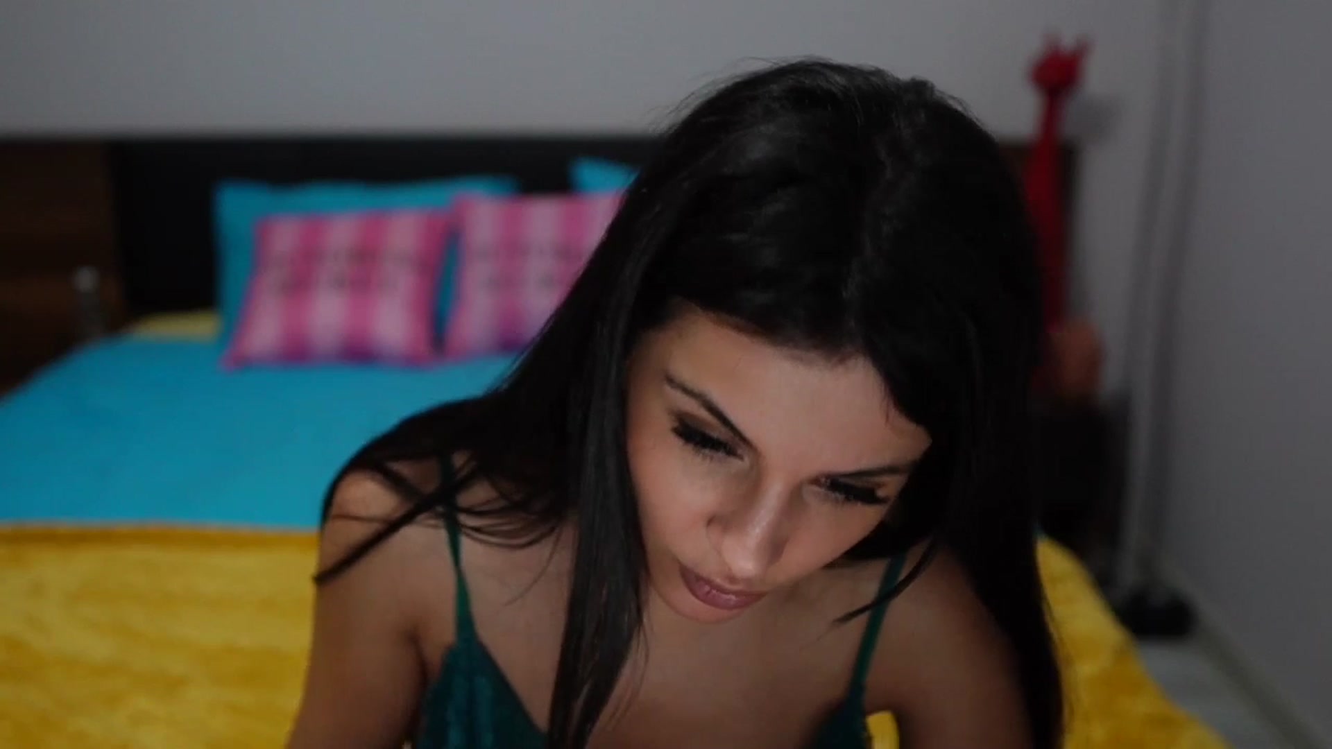 Gallery image thumbnail from TinyAndrea's myfreecams stream on, 12/07/2023, 04:53 image 19 of 20