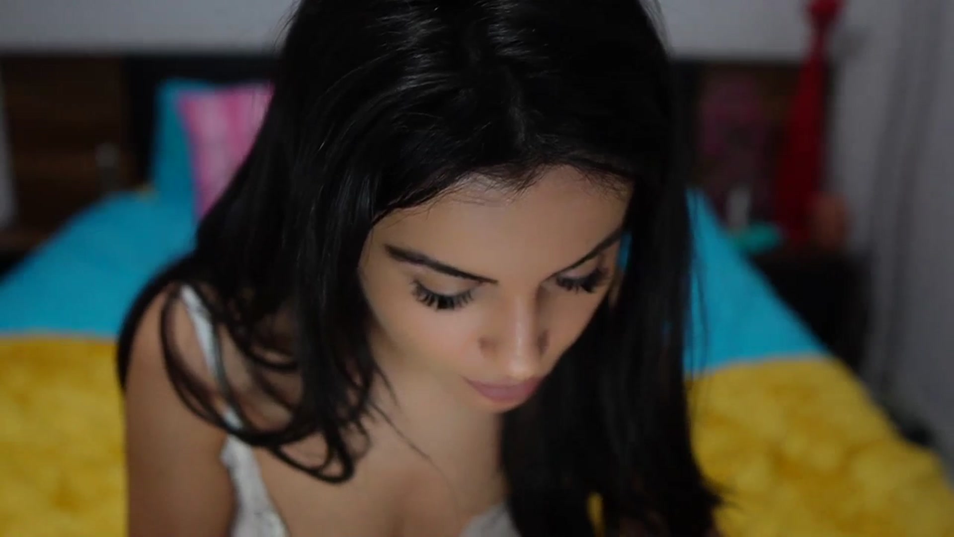 Gallery image thumbnail from TinyAndrea's myfreecams stream on, 12/10/2023, 02:52 image 12 of 20