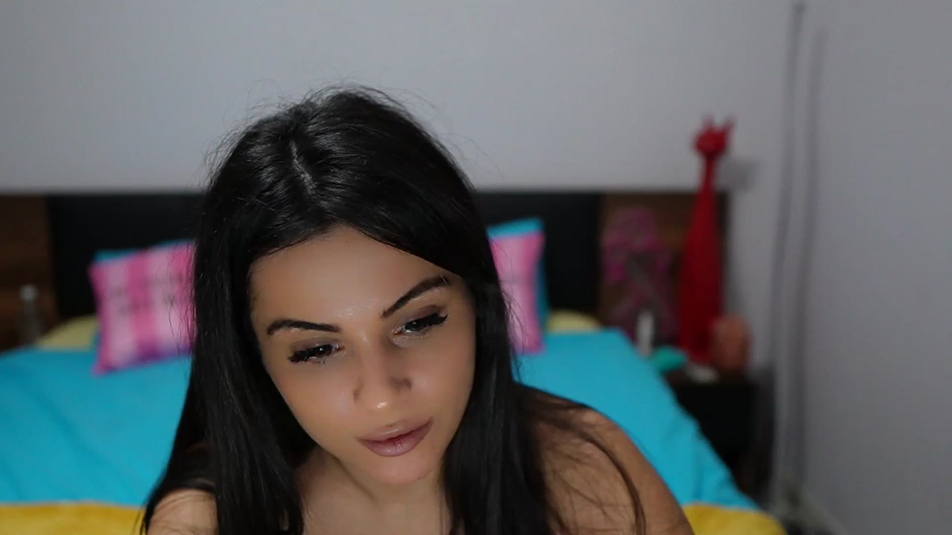 Gallery image thumbnail from TinyAndrea's myfreecams stream on, 12/11/2023, 05:18 image 3 of 20