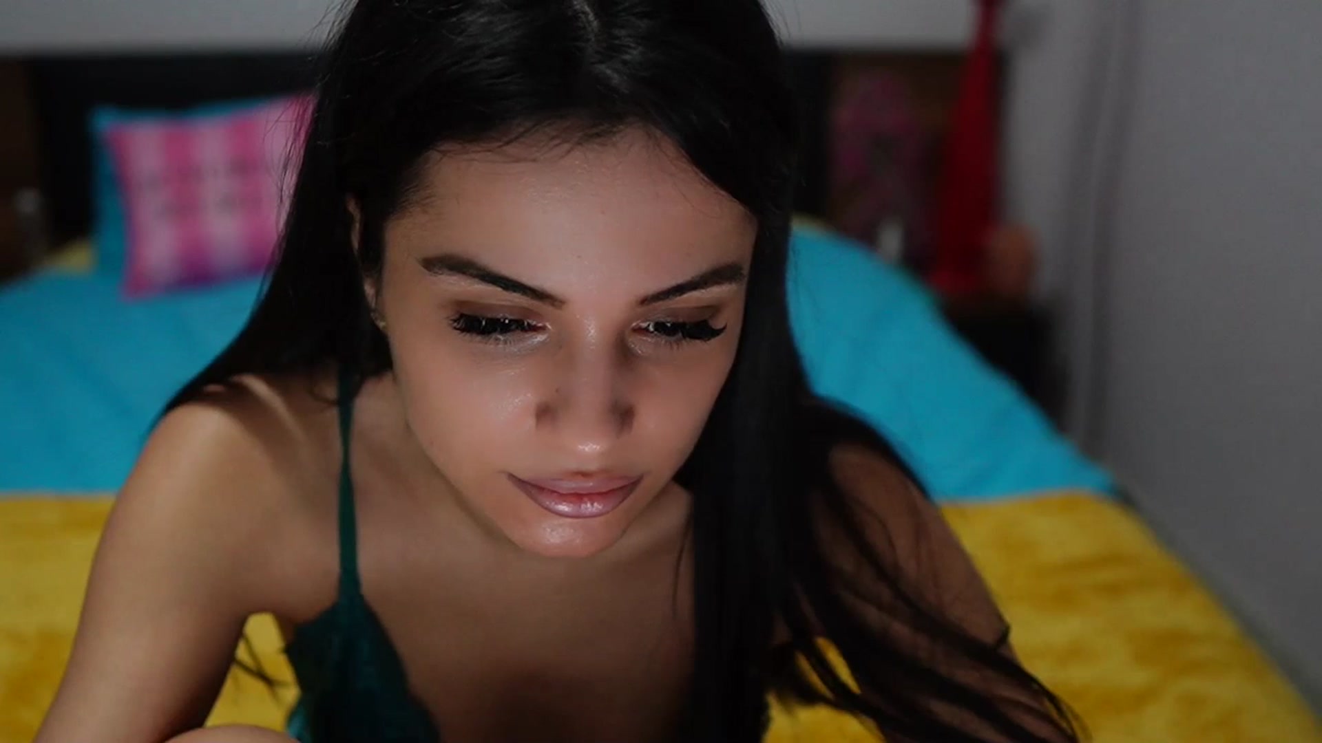 Gallery image thumbnail from TinyAndrea's myfreecams stream on, 12/12/2023, 05:23 image 12 of 20