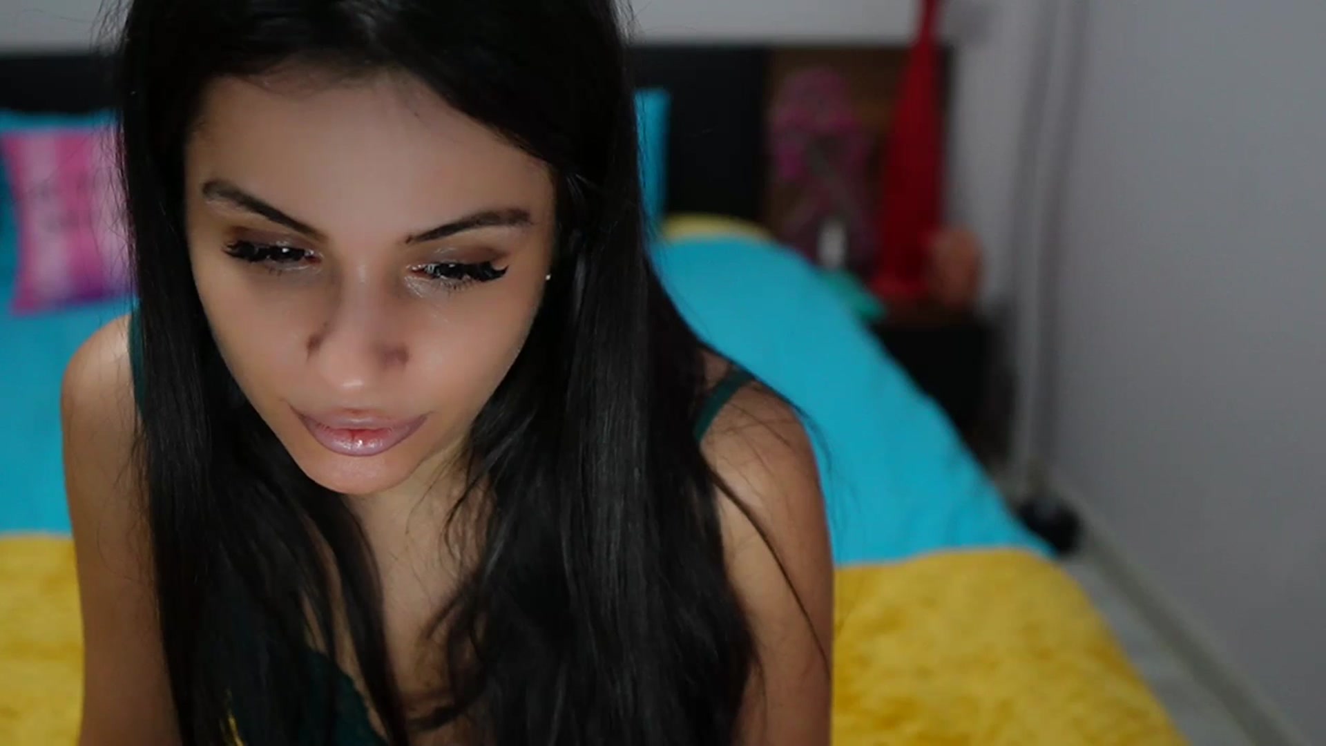 Gallery image thumbnail from TinyAndrea's myfreecams stream on, 12/12/2023, 07:03 image 13 of 20