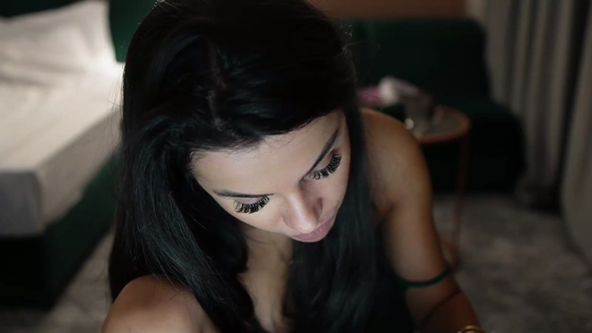 Gallery image thumbnail from TinyAndrea's myfreecams stream on, 12/25/2023, 24:01 image 11 of 20