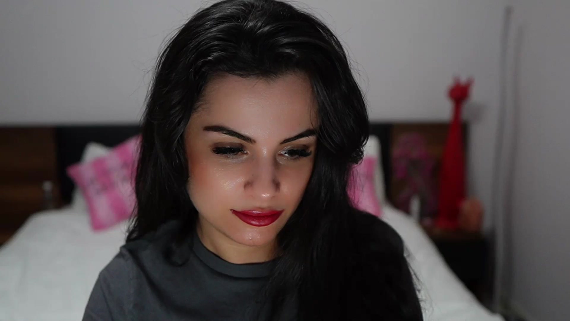Gallery image thumbnail from TinyAndrea's myfreecams stream on, 01/05/2024, 01:00 image 5 of 20