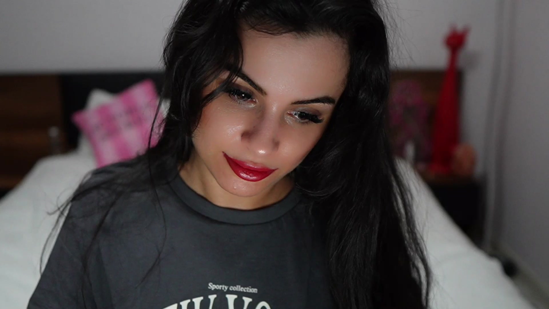 Gallery image thumbnail from TinyAndrea's myfreecams stream on, 01/05/2024, 01:00 image 19 of 20