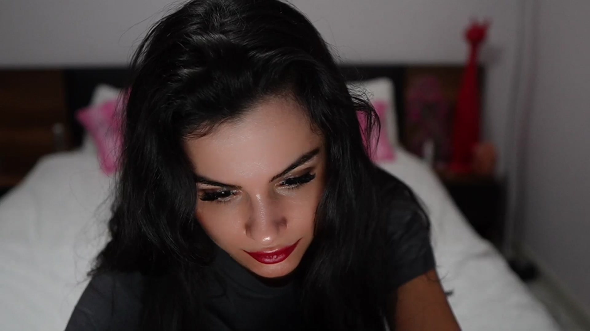 Gallery image thumbnail from TinyAndrea's myfreecams stream on, 01/05/2024, 03:08 image 11 of 20