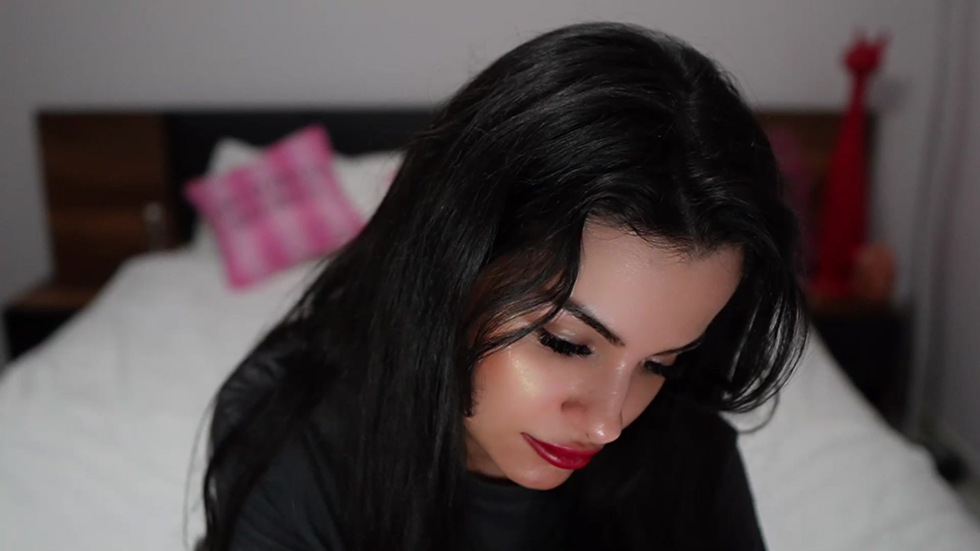 Gallery image thumbnail from TinyAndrea's myfreecams stream on, 01/05/2024, 03:08 image 2 of 20