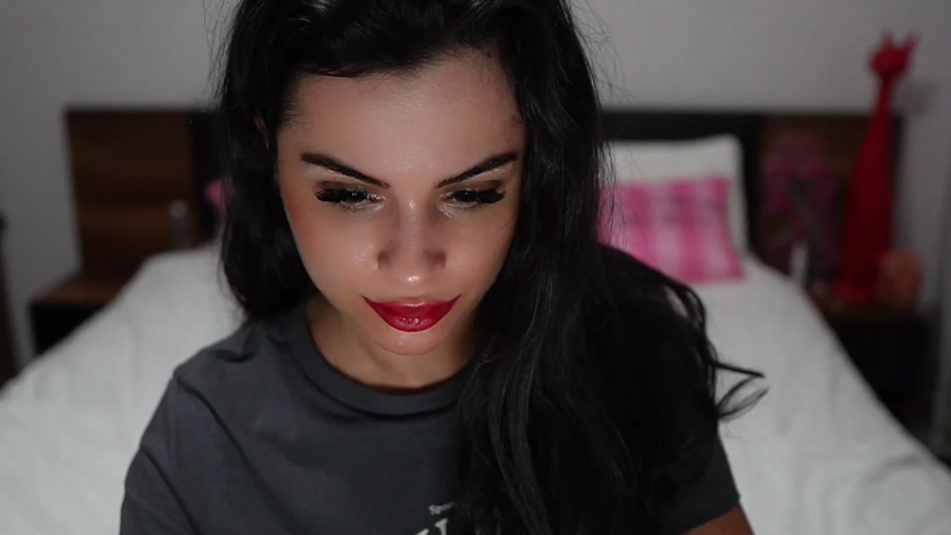 Gallery image thumbnail from TinyAndrea's myfreecams stream on, 01/05/2024, 03:08 image 20 of 20