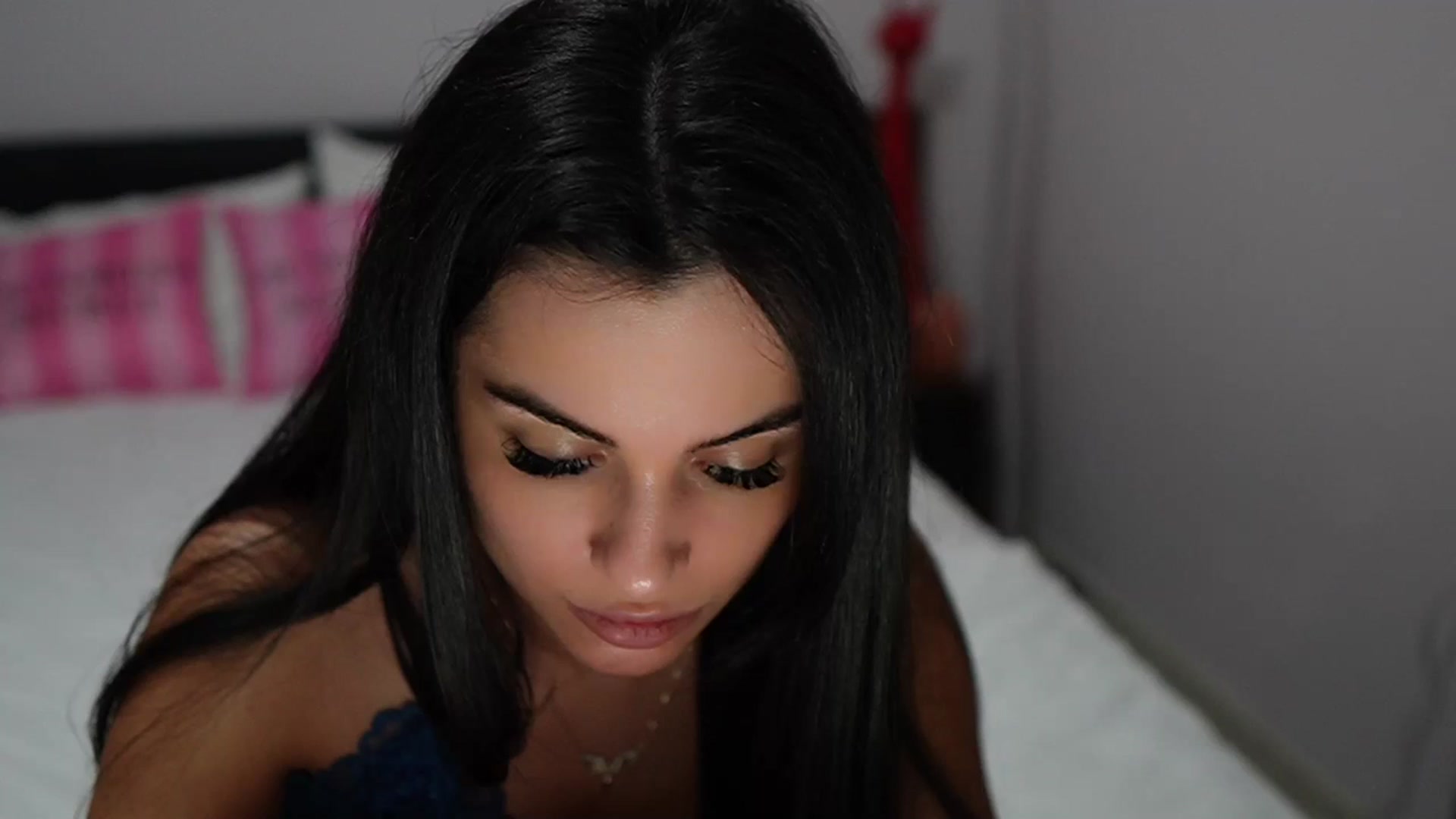 Gallery image thumbnail from TinyAndrea's myfreecams stream on, 01/07/2024, 24:02 image 10 of 20