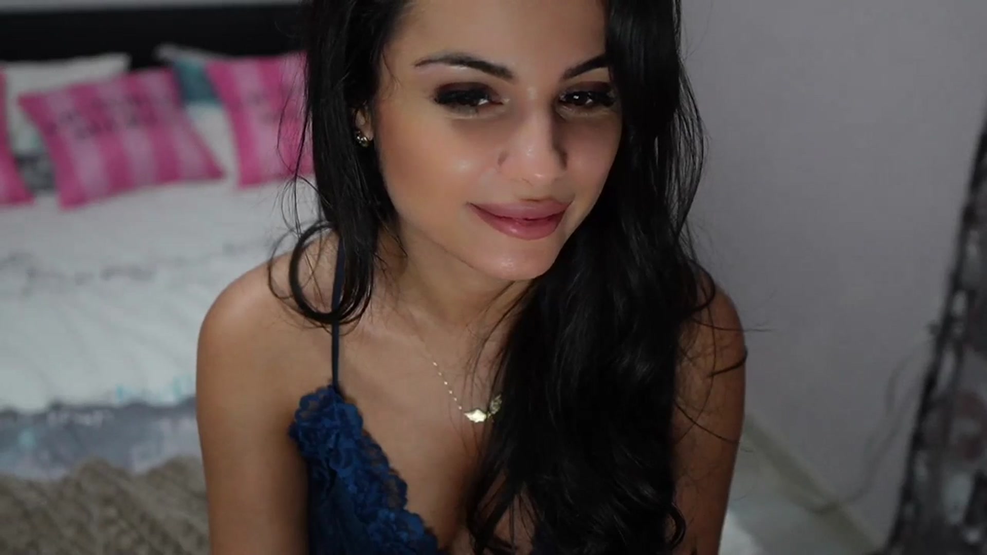 Gallery image thumbnail from TinyAndrea's myfreecams stream on, 02/17/2024, 05:11 image 15 of 20