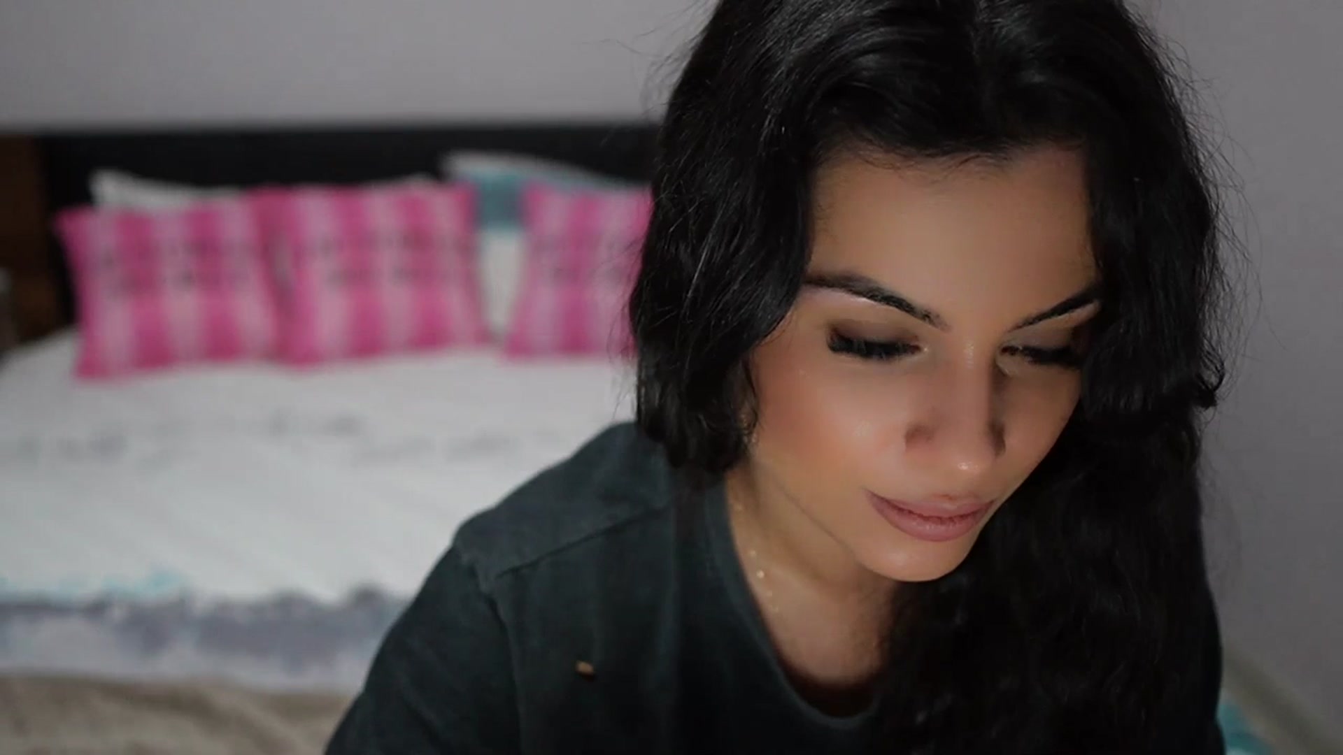 Gallery image thumbnail from TinyAndrea's myfreecams stream on, 02/19/2024, 03:16 image 9 of 20