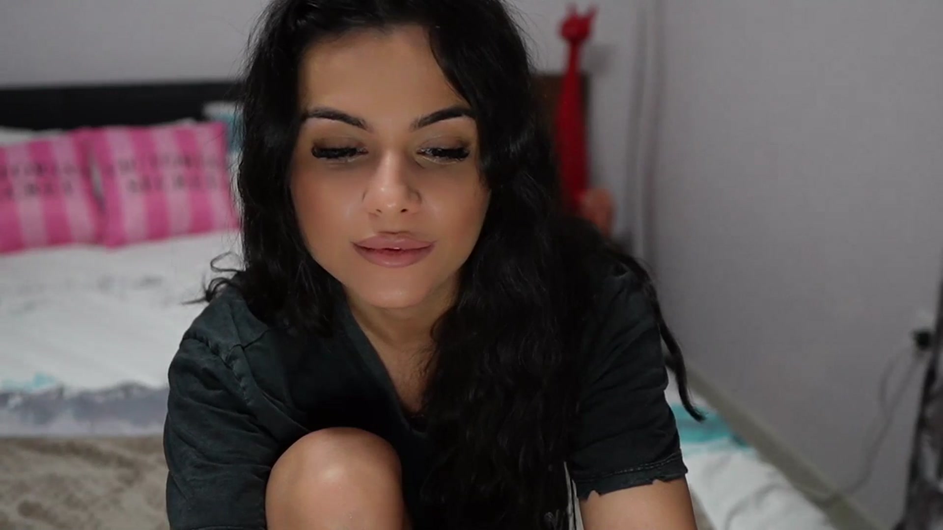 Gallery image thumbnail from TinyAndrea's myfreecams stream on, 02/19/2024, 03:16 image 16 of 20