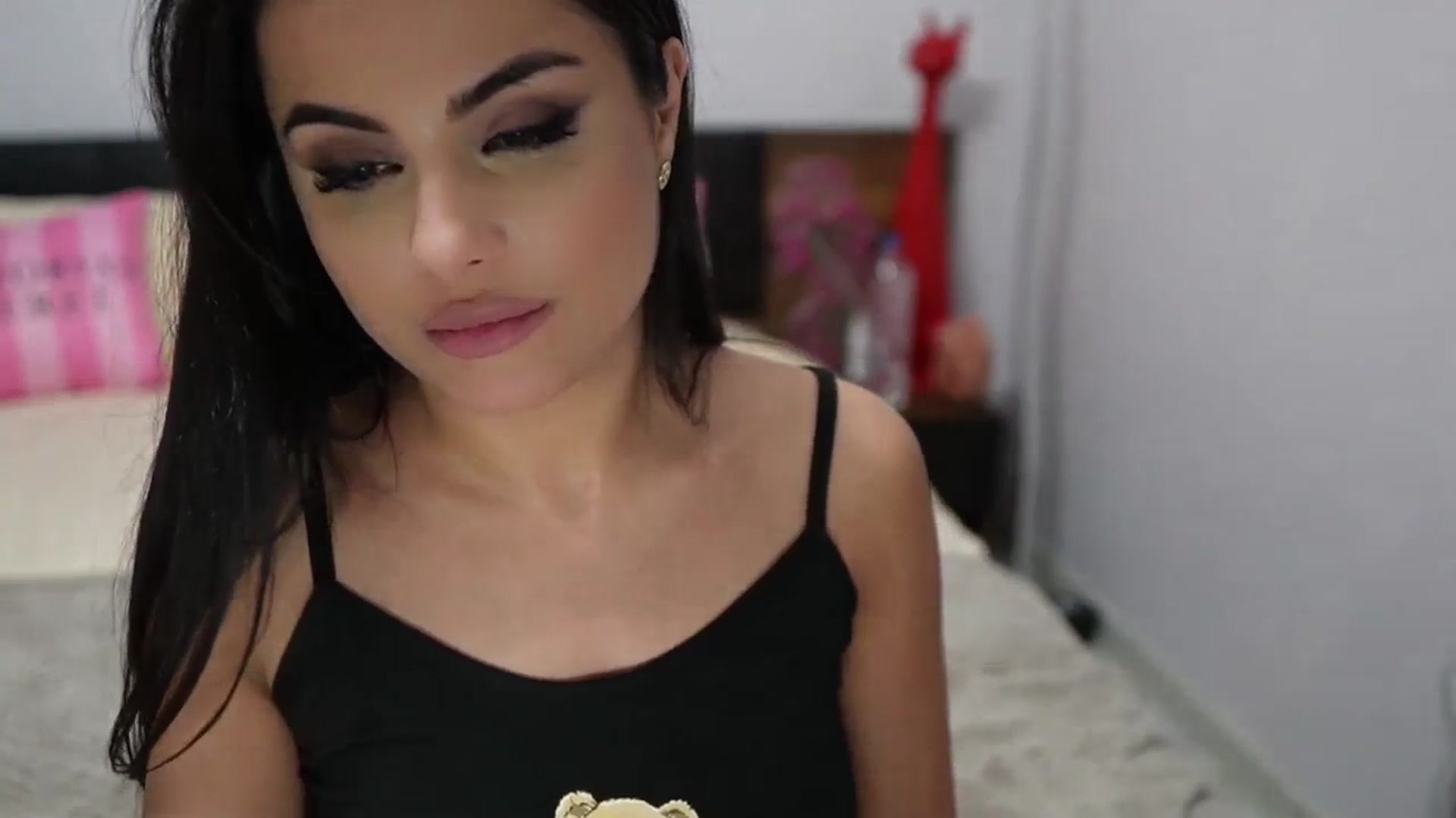 Gallery image thumbnail from TinyAndrea's myfreecams stream on, 03/17/2024, 04:23 image 2 of 20