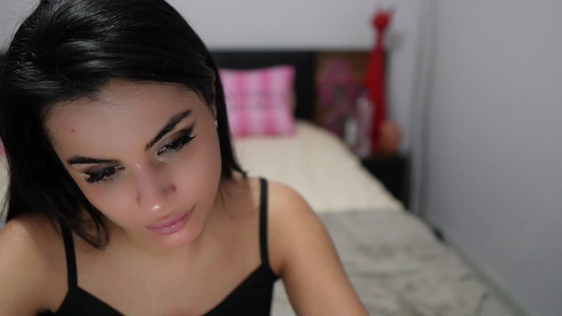 Gallery image thumbnail from TinyAndrea's myfreecams stream on, 03/17/2024, 04:23 image 18 of 20