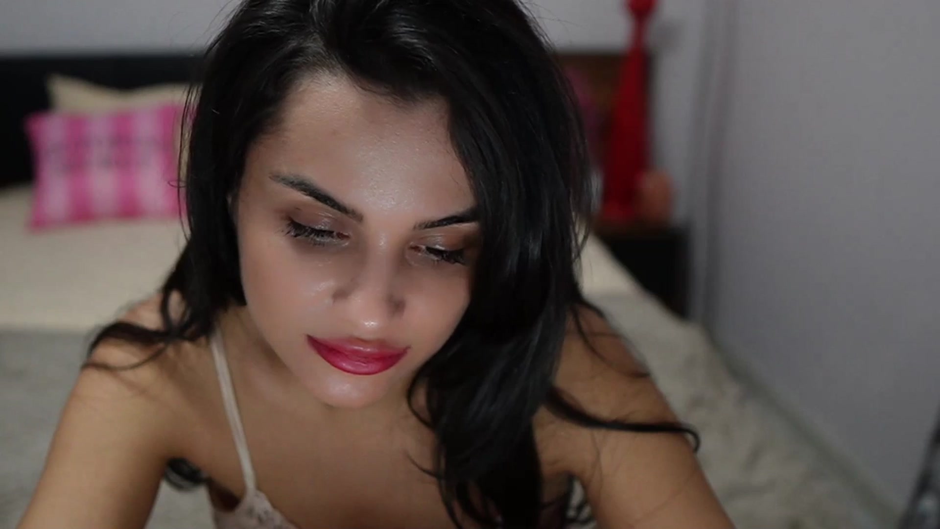 Gallery image thumbnail from TinyAndrea's myfreecams stream on, 04/12/2024, 01:37 image 6 of 20