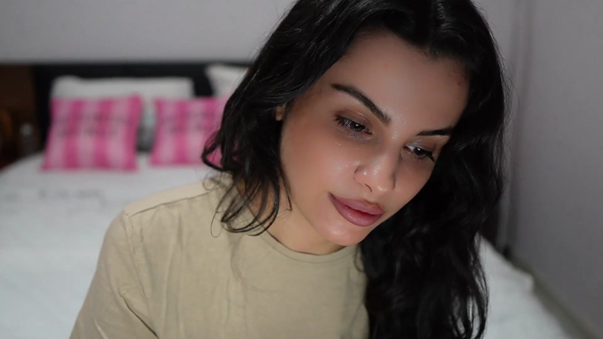 Gallery image thumbnail from TinyAndrea's myfreecams stream on, 04/24/2024, 01:52 image 10 of 20