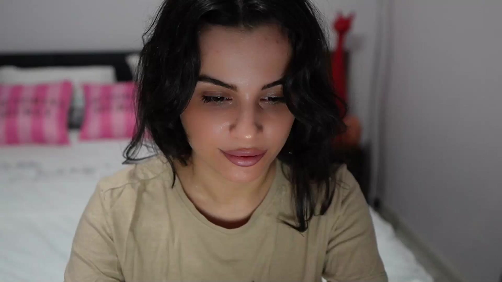 Gallery image thumbnail from TinyAndrea's myfreecams stream on, 04/24/2024, 01:52 image 14 of 20