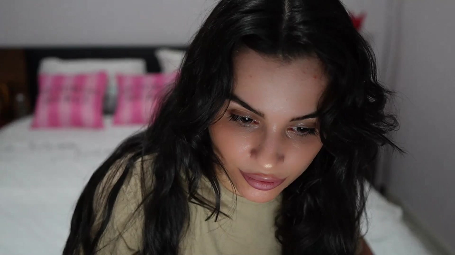 Gallery image thumbnail from TinyAndrea's myfreecams stream on, 04/24/2024, 01:52 image 11 of 20