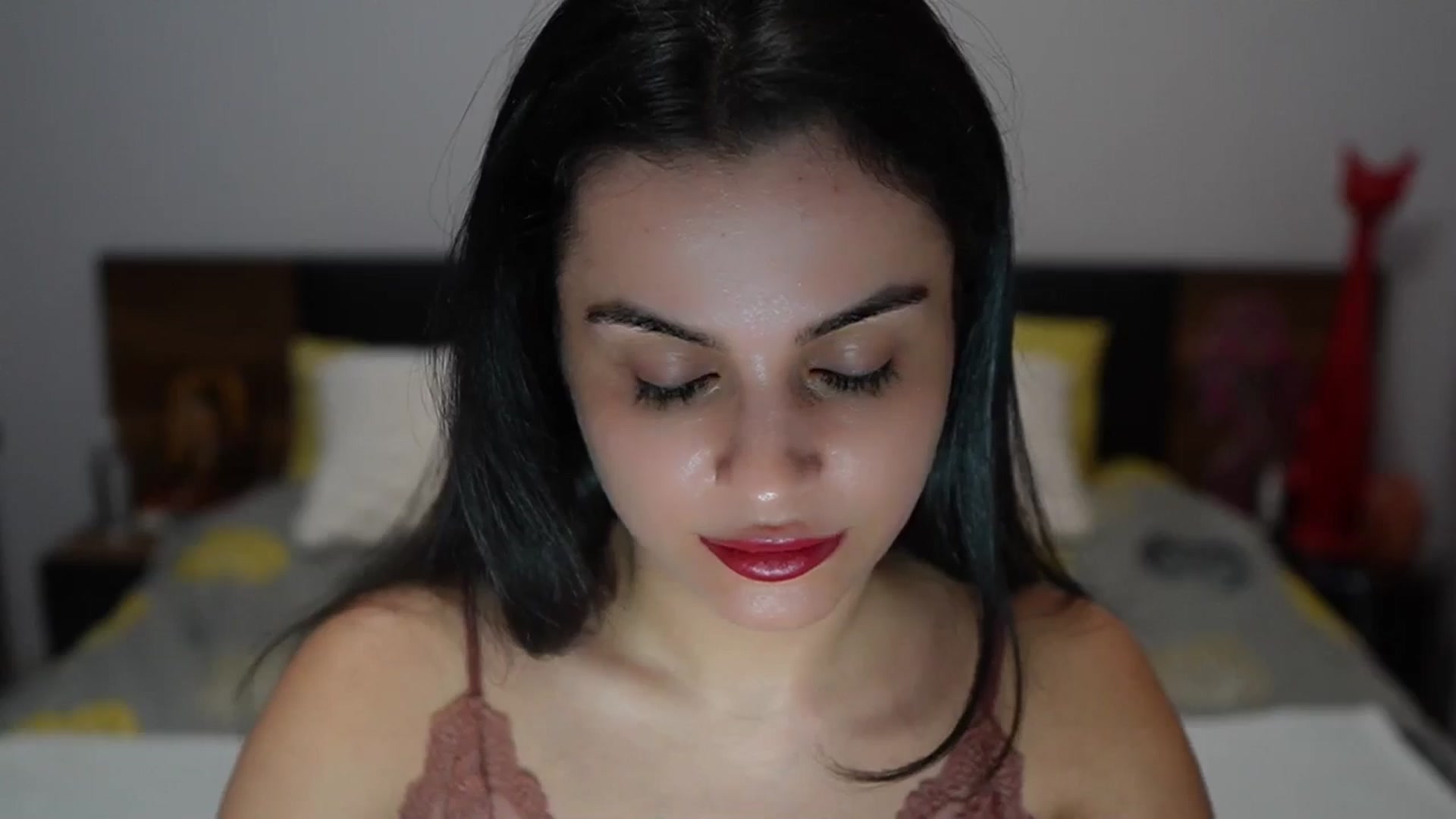 Gallery image thumbnail from TinyAndrea's myfreecams stream on, 05/20/2024, 03:28 image 12 of 20