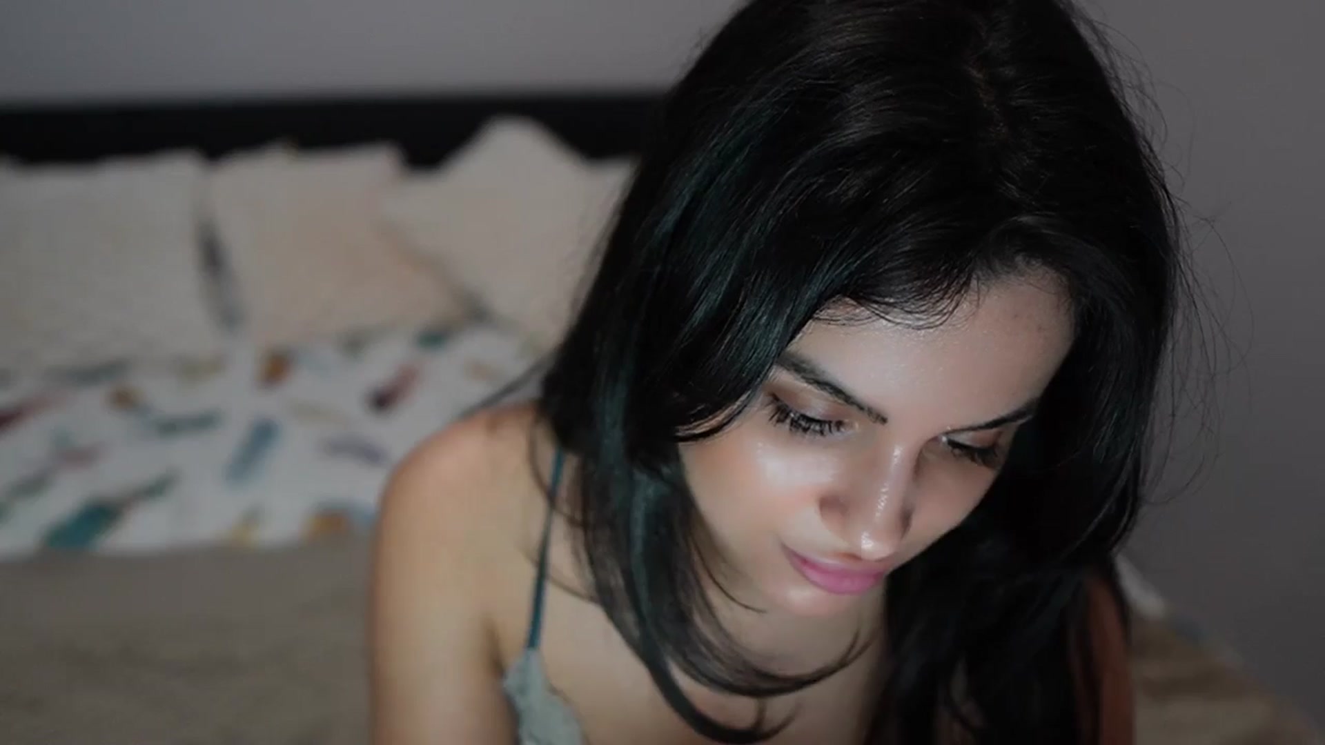 Gallery image thumbnail from TinyAndrea's myfreecams stream on, 06/28/2024, 04:26 image 18 of 20