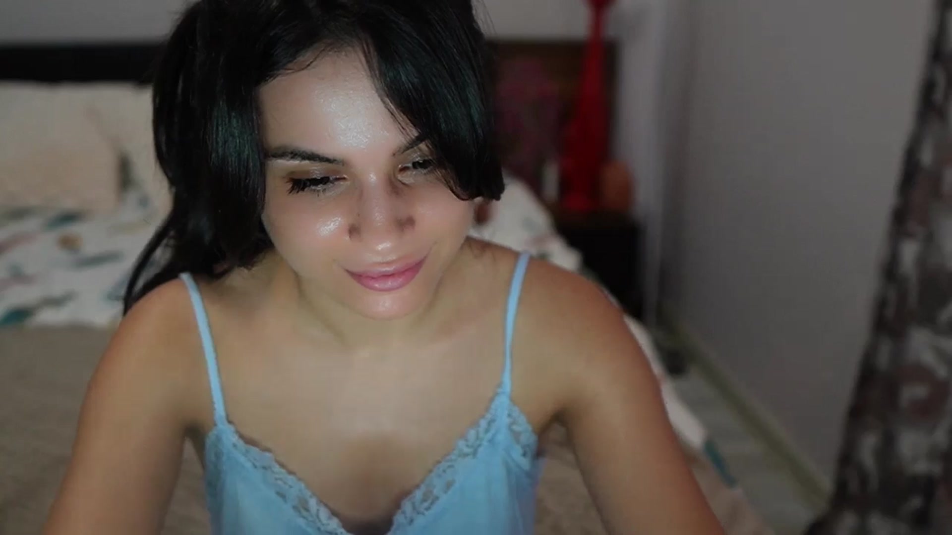 Gallery image thumbnail from TinyAndrea's myfreecams stream on, 06/30/2024, 06:35 image 16 of 20