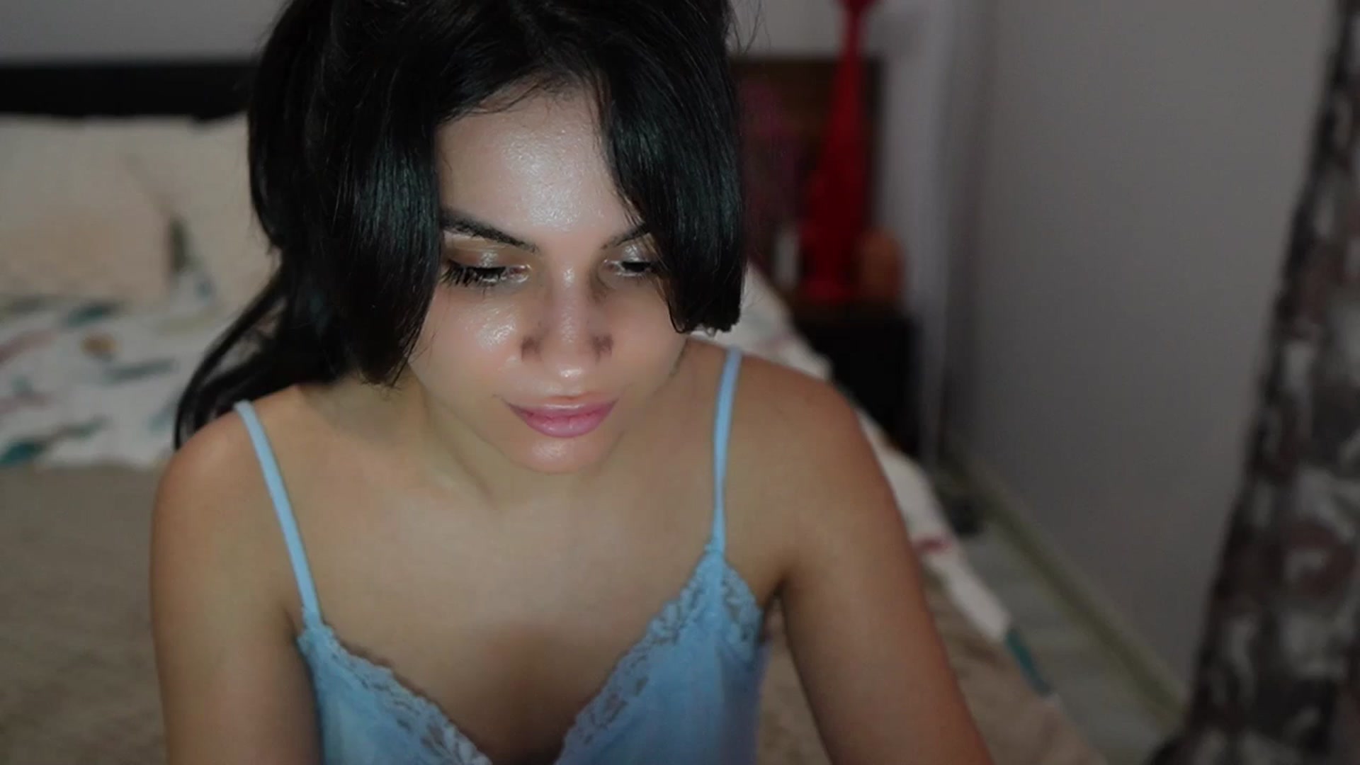 Gallery image thumbnail from TinyAndrea's myfreecams stream on, 06/30/2024, 06:35 image 18 of 20