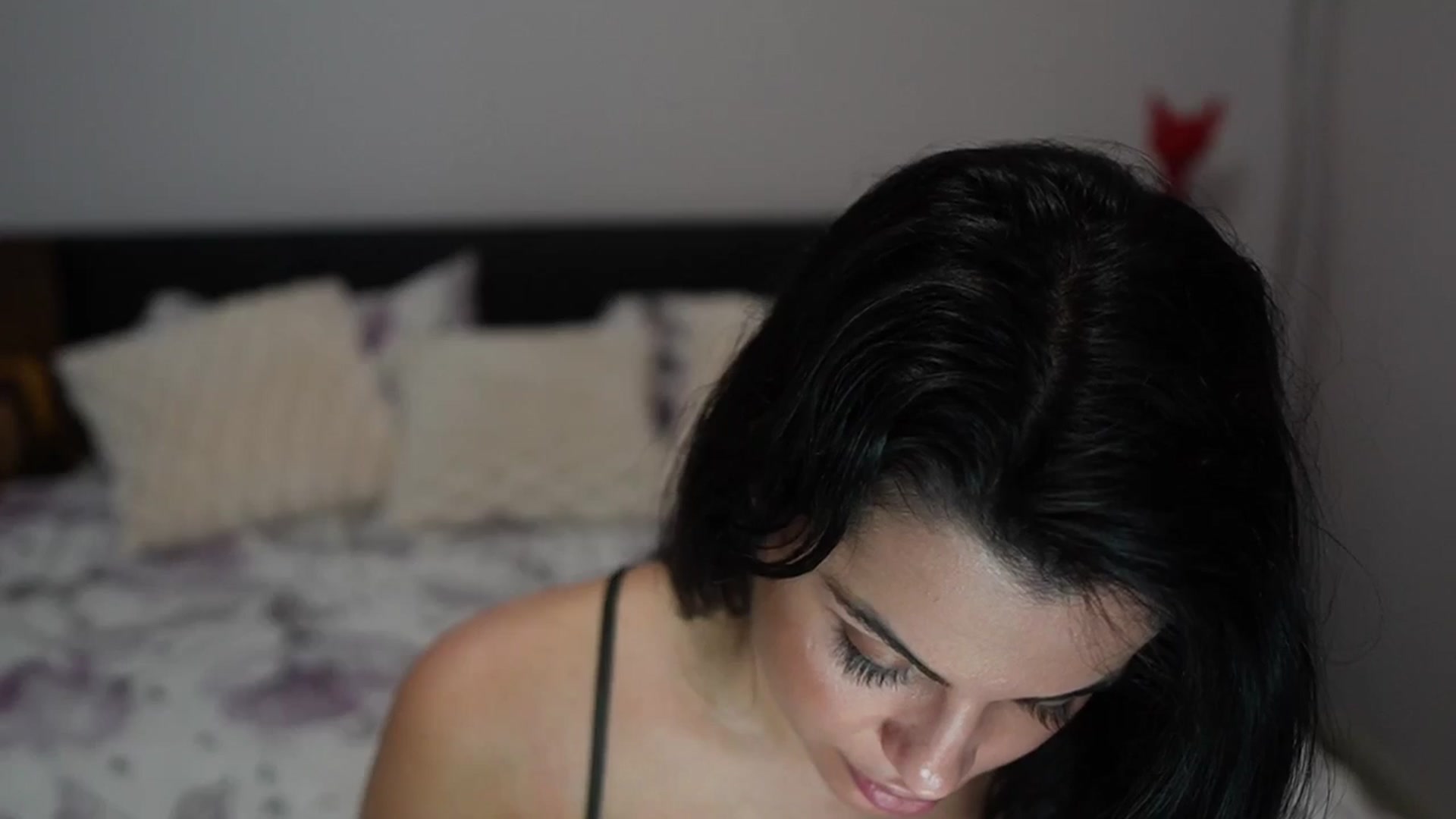 Gallery image thumbnail from TinyAndrea's myfreecams stream on, 08/08/2024, 03:39 image 20 of 20