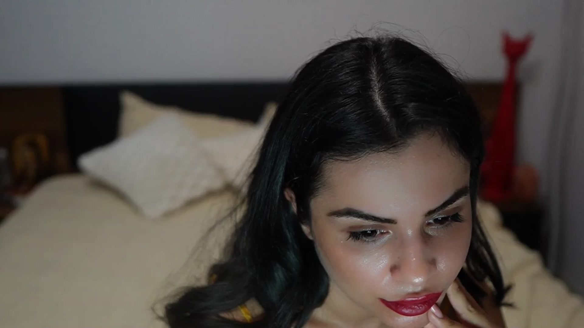 Gallery image thumbnail from TinyAndrea's myfreecams stream on, 08/25/2024, 01:36 image 10 of 20
