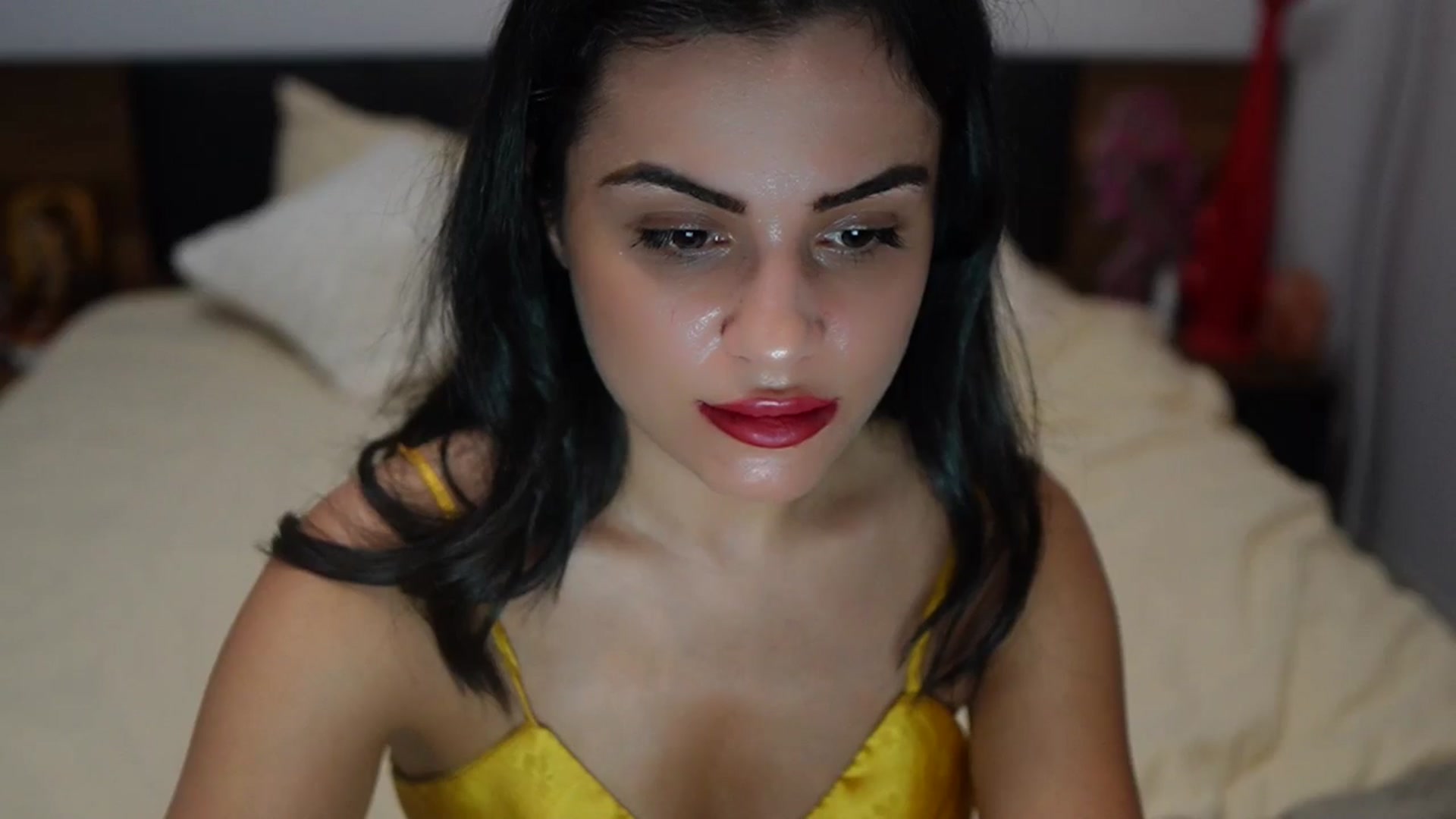 Gallery image thumbnail from TinyAndrea's myfreecams stream on, 08/25/2024, 01:36 image 14 of 20