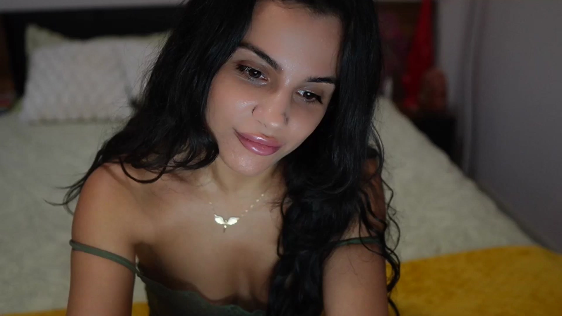 Gallery image thumbnail from TinyAndrea's myfreecams stream on, 07/01/2025, 02:17 image 16 of 20