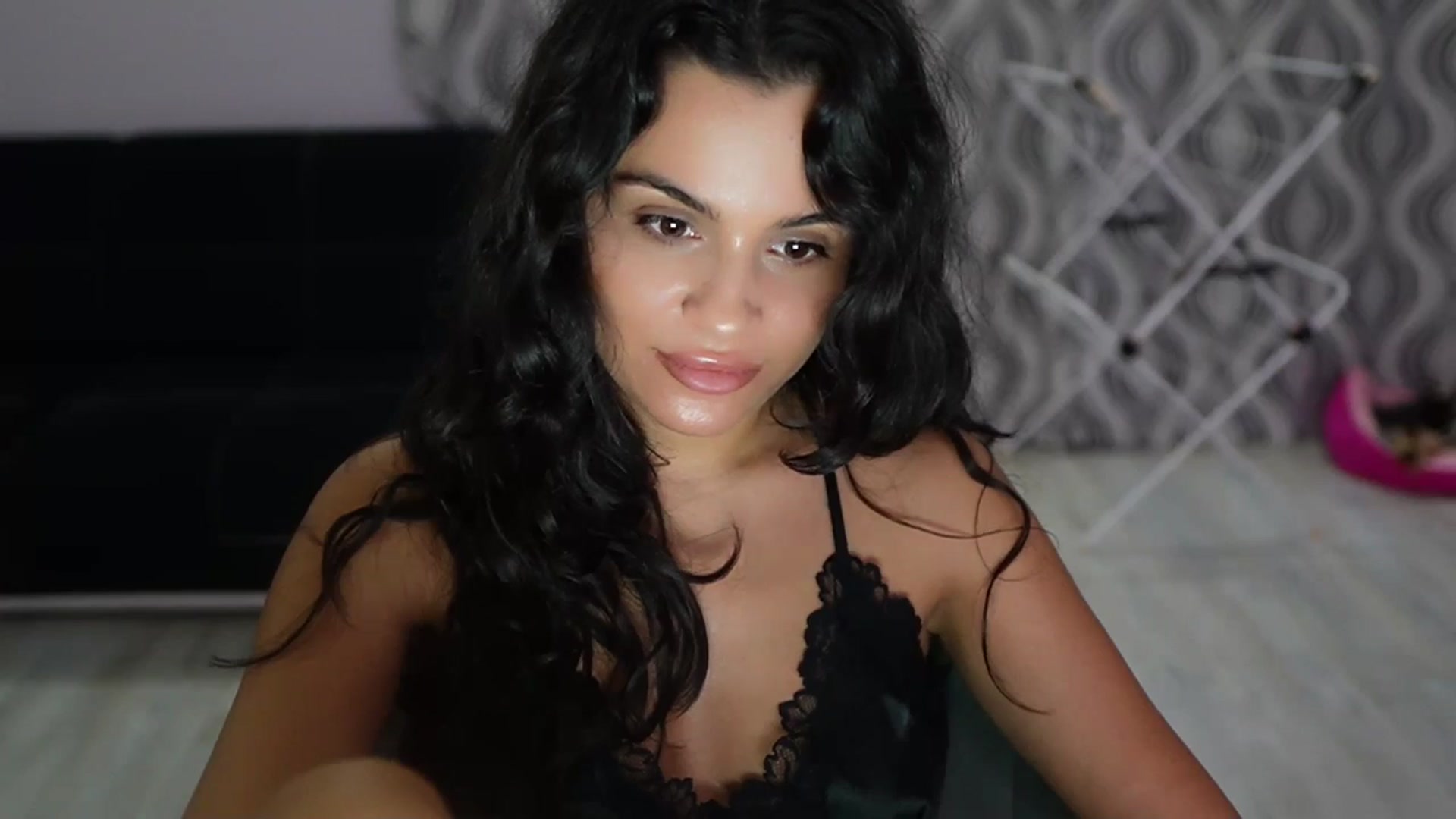 Gallery image thumbnail from TinyAndrea's myfreecams stream on, 08/21/2025, 03:15 image 6 of 20