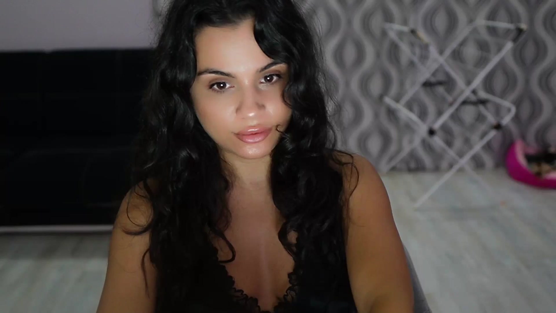 Gallery image thumbnail from TinyAndrea's myfreecams stream on, 08/21/2025, 03:15 image 8 of 20