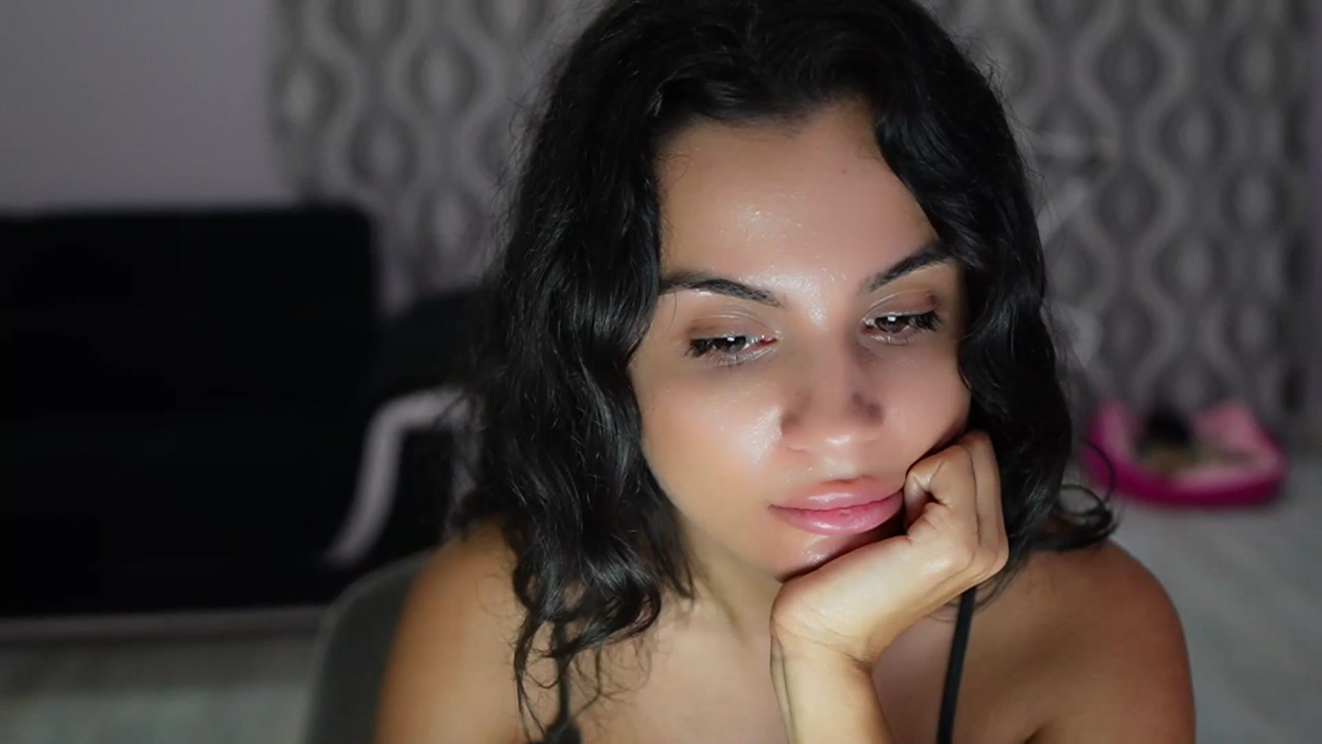 Gallery image thumbnail from TinyAndrea's myfreecams stream on, 08/21/2025, 03:15 image 17 of 20