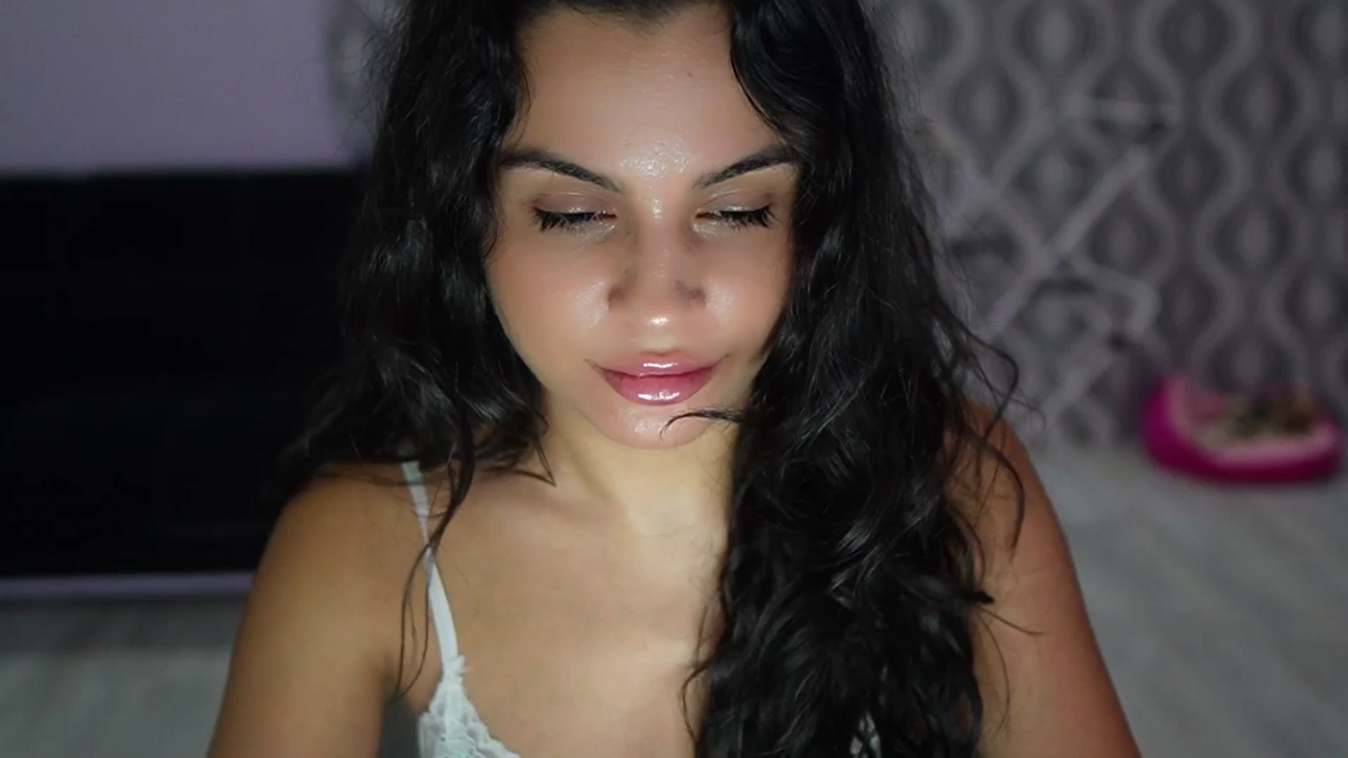 Gallery image thumbnail from TinyAndrea's myfreecams stream on, 08/22/2025, 04:55 image 1 of 20