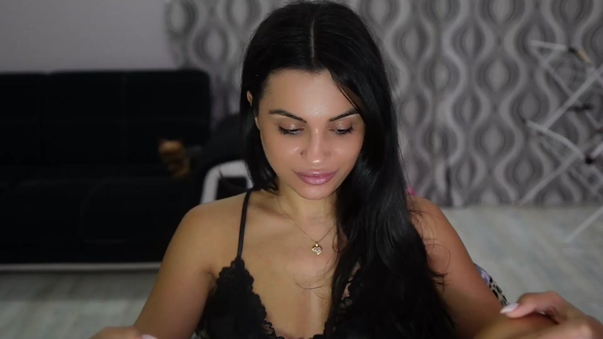 Gallery image thumbnail from TinyAndrea's myfreecams stream on, 09/06/2025, 01:59 image 1 of 20