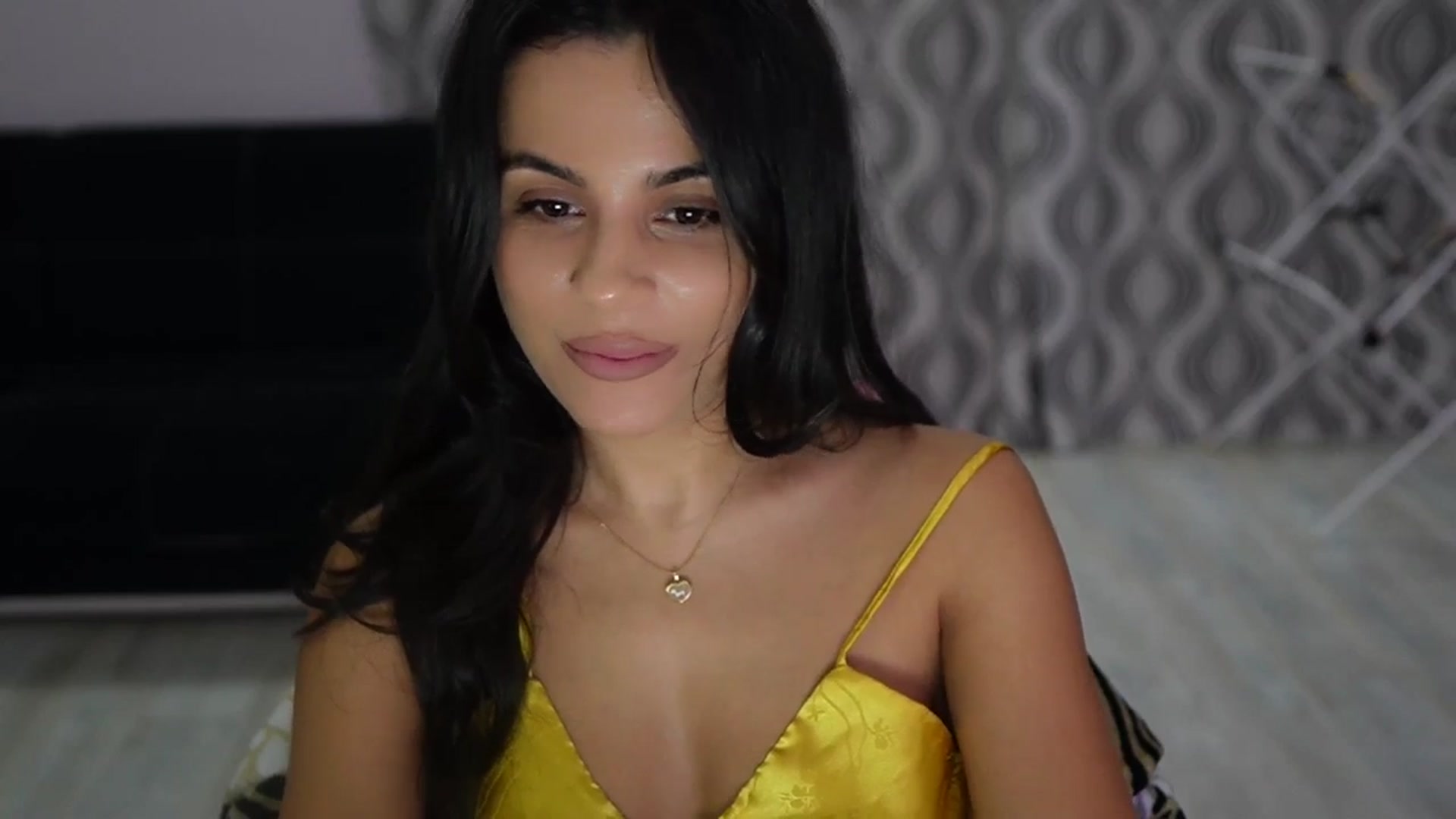 Gallery image thumbnail from TinyAndrea's myfreecams stream on, 09/09/2025, 04:09 image 12 of 20