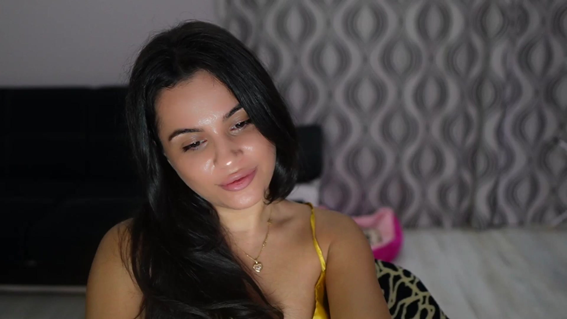 Gallery image thumbnail from TinyAndrea's myfreecams stream on, 09/24/2025, 04:06 image 4 of 20