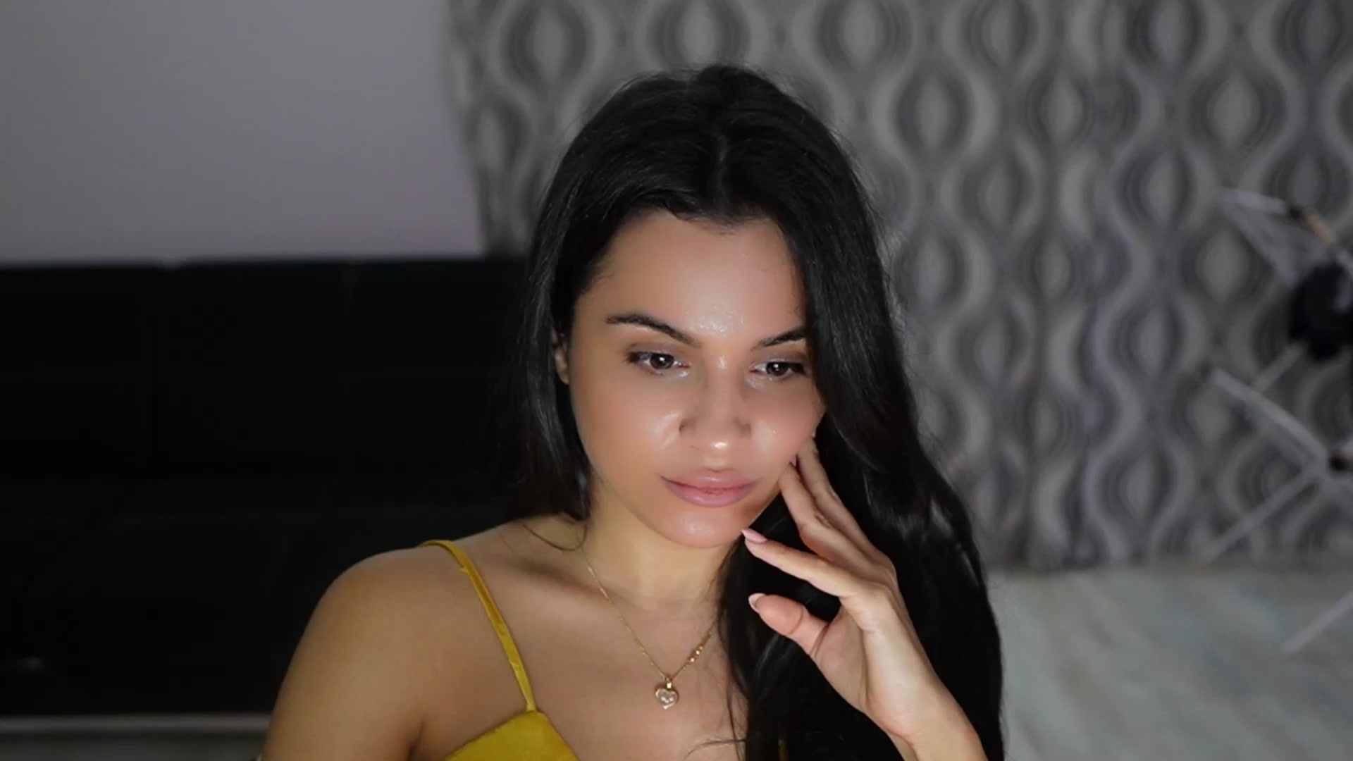 Gallery image thumbnail from TinyAndrea's myfreecams stream on, 09/24/2025, 04:06 image 10 of 20
