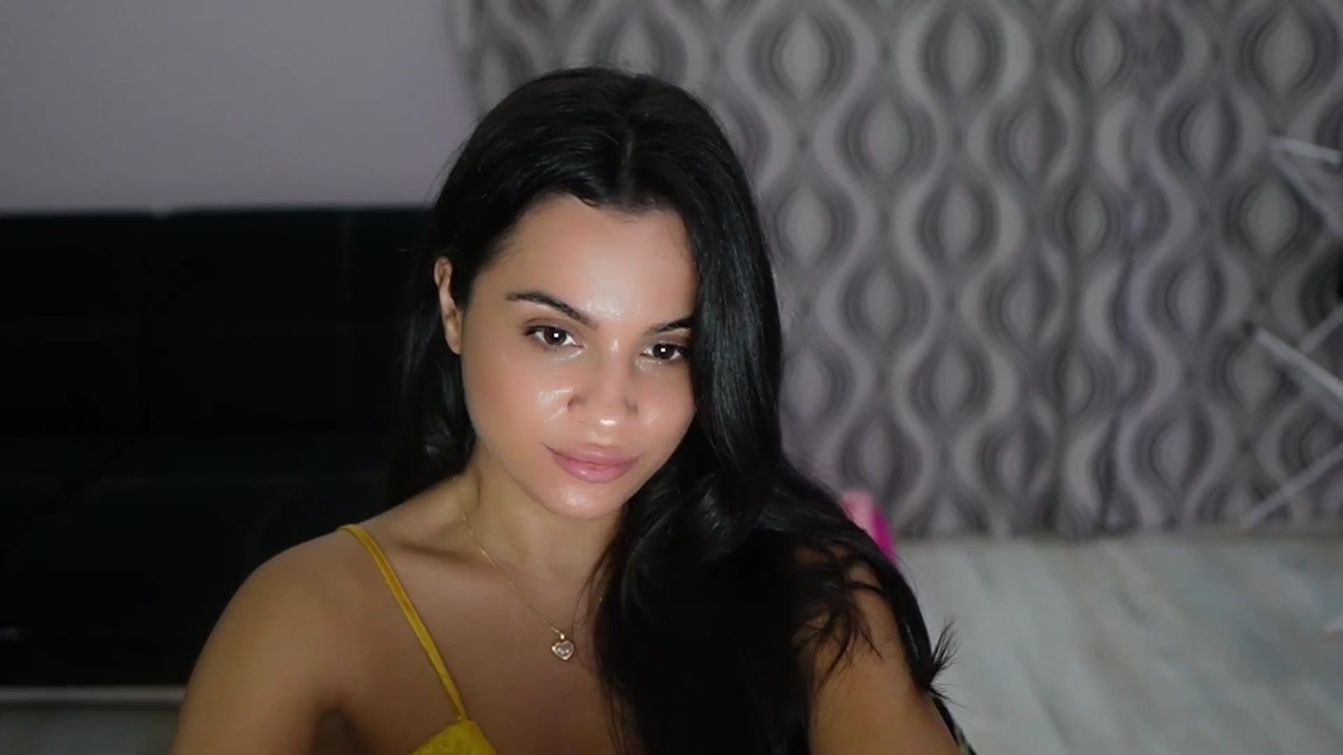 Gallery image thumbnail from TinyAndrea's myfreecams stream on, 09/24/2025, 04:06 image 5 of 20
