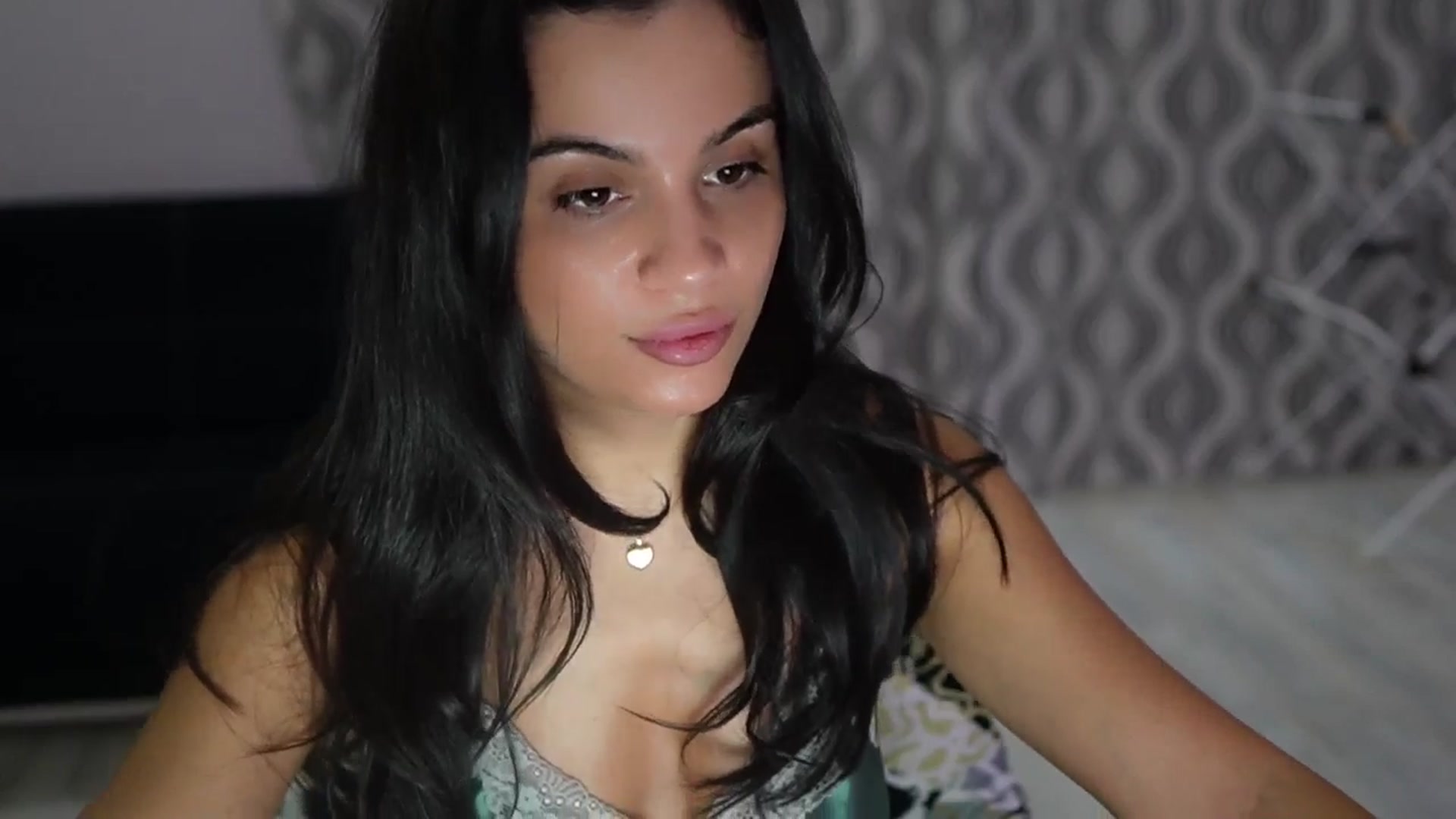 Gallery image thumbnail from TinyAndrea's myfreecams stream on, 09/25/2025, 04:25 image 4 of 20