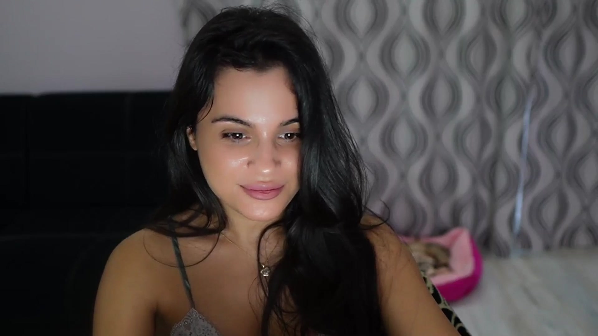 Gallery image thumbnail from TinyAndrea's myfreecams stream on, 09/25/2025, 04:25 image 18 of 20