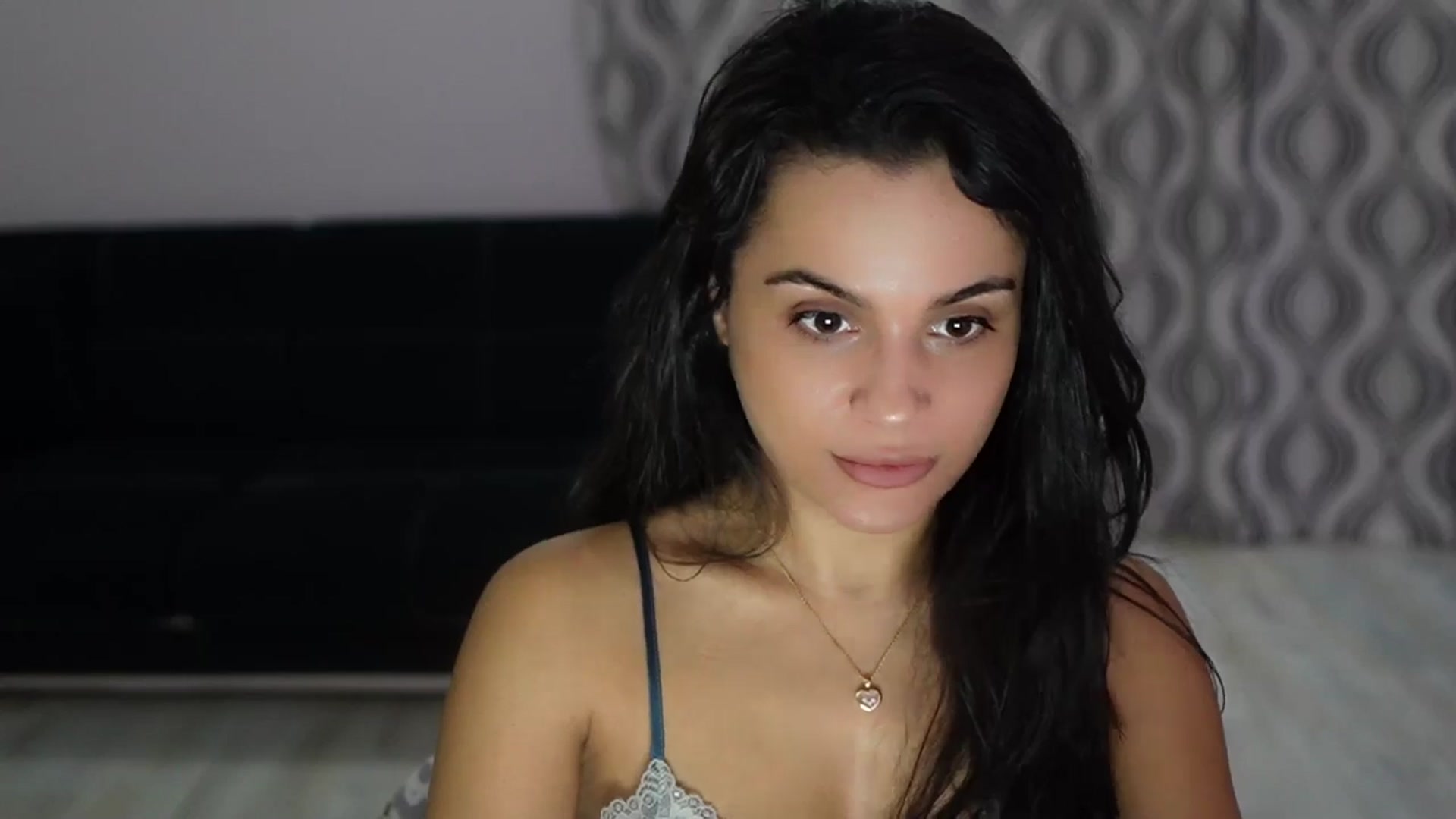 Gallery image thumbnail from TinyAndrea's myfreecams stream on, 10/02/2025, 05:07 image 3 of 20