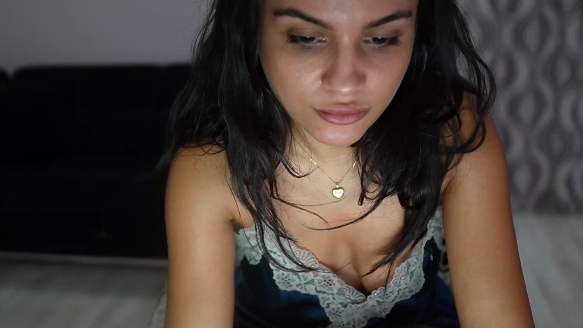 Gallery image thumbnail from TinyAndrea's myfreecams stream on, 10/02/2025, 05:07 image 18 of 20