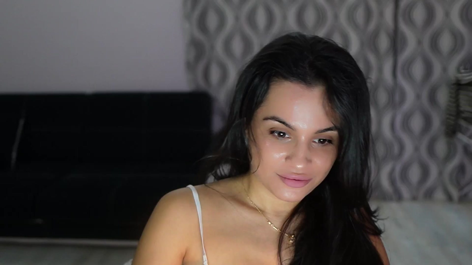 Gallery image thumbnail from TinyAndrea's myfreecams stream on, 10/07/2025, 04:40 image 4 of 20