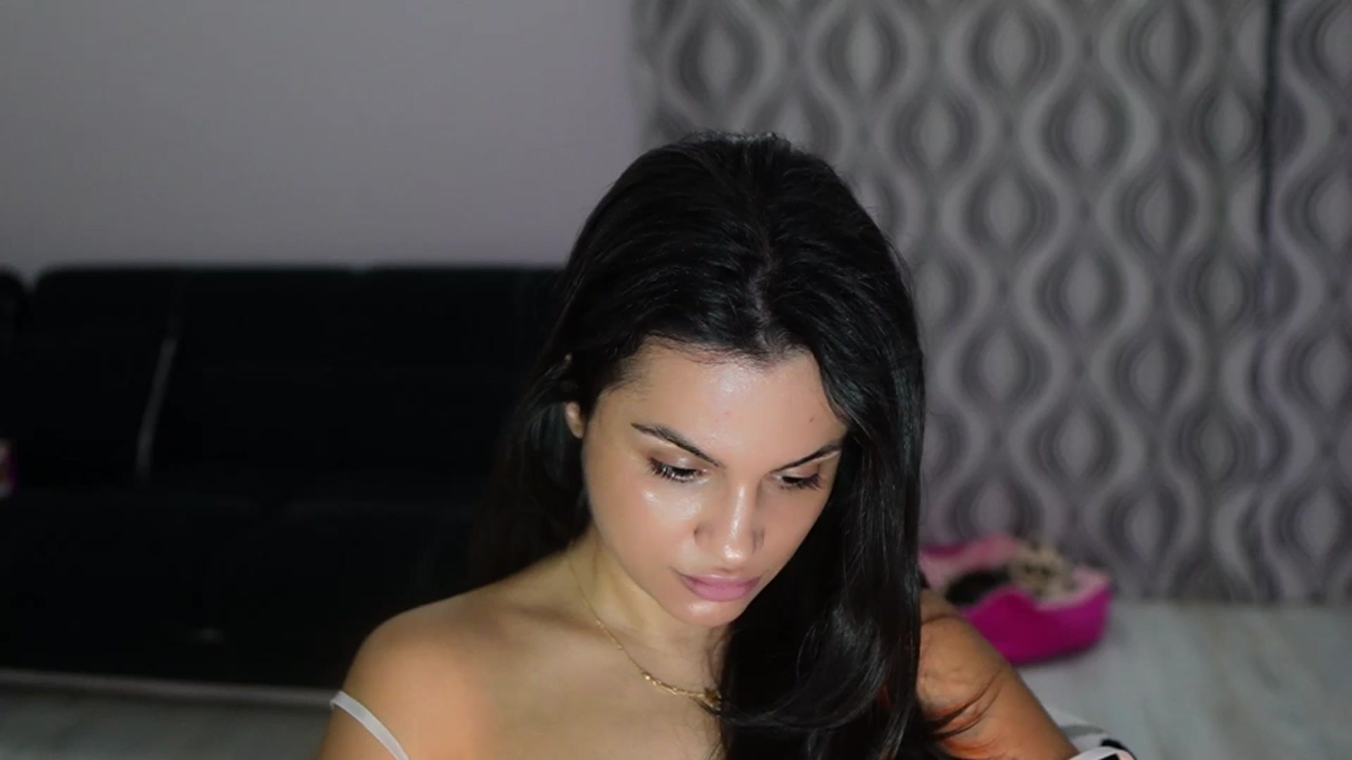 Gallery image thumbnail from TinyAndrea's myfreecams stream on, 10/07/2025, 04:40 image 12 of 20