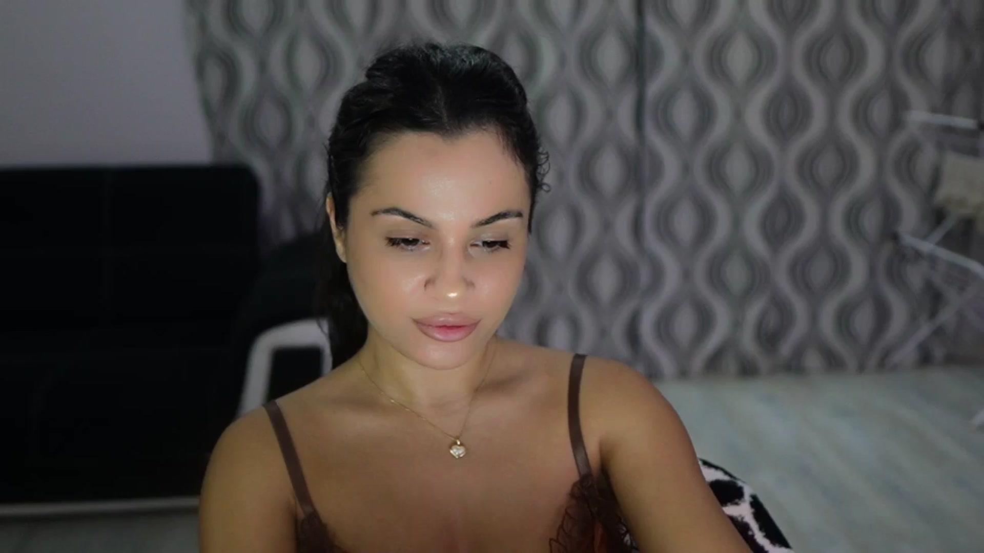 Gallery image thumbnail from TinyAndrea's myfreecams stream on, 10/16/2025, 04:17 image 3 of 20
