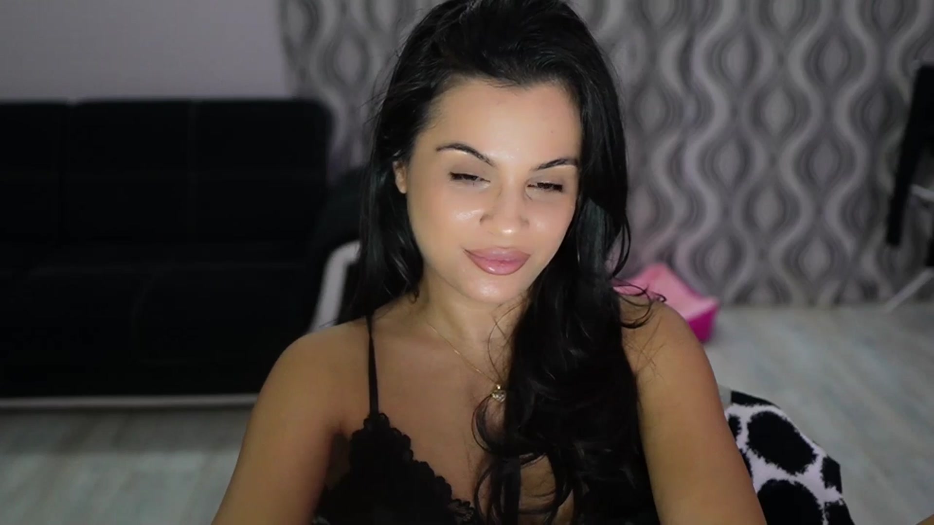 Gallery image thumbnail from TinyAndrea's myfreecams stream on, 10/24/2025, 02:51 image 3 of 20