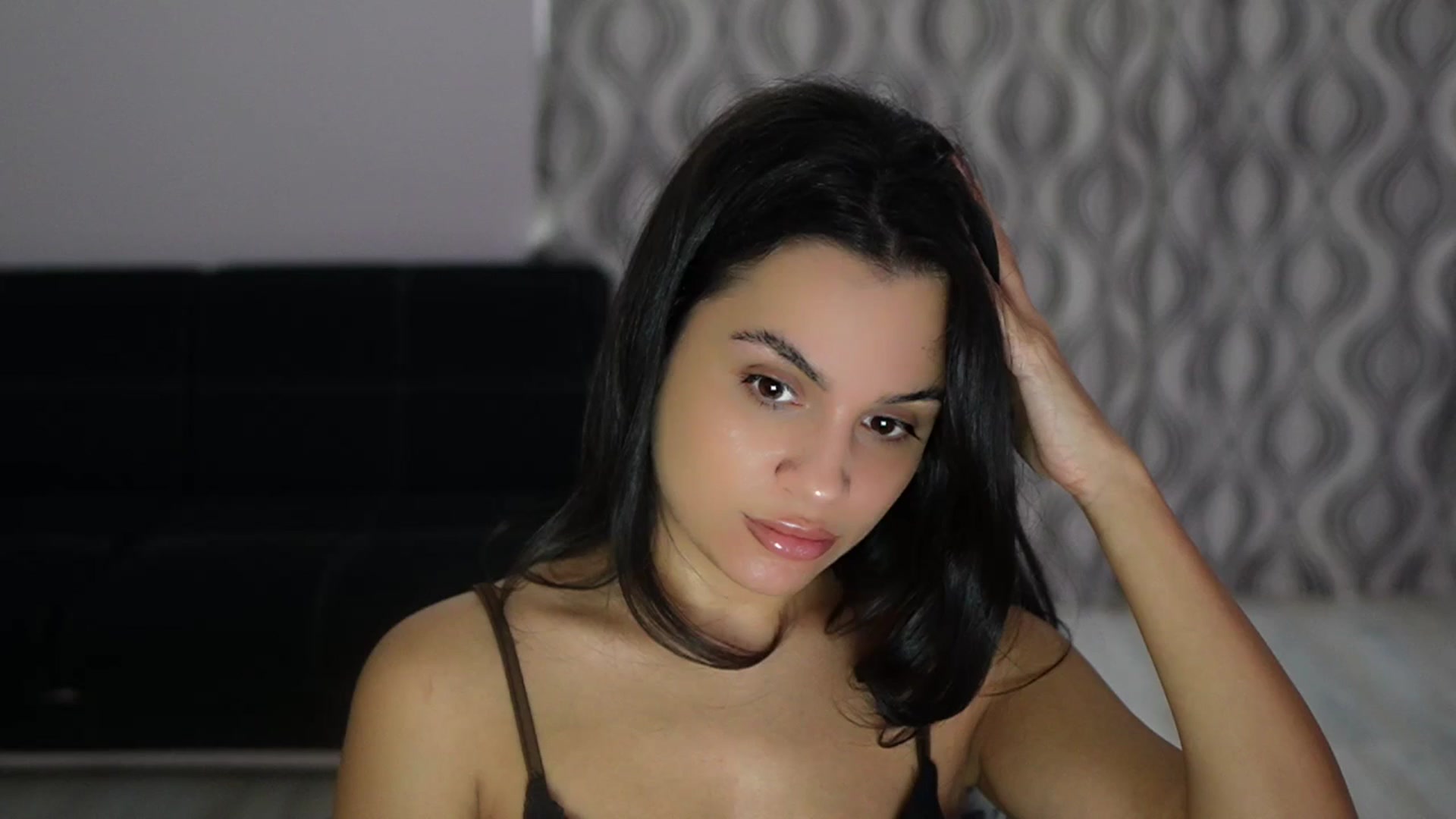 Gallery image thumbnail from TinyAndrea's myfreecams stream on, 11/07/2025, 05:39 image 15 of 20