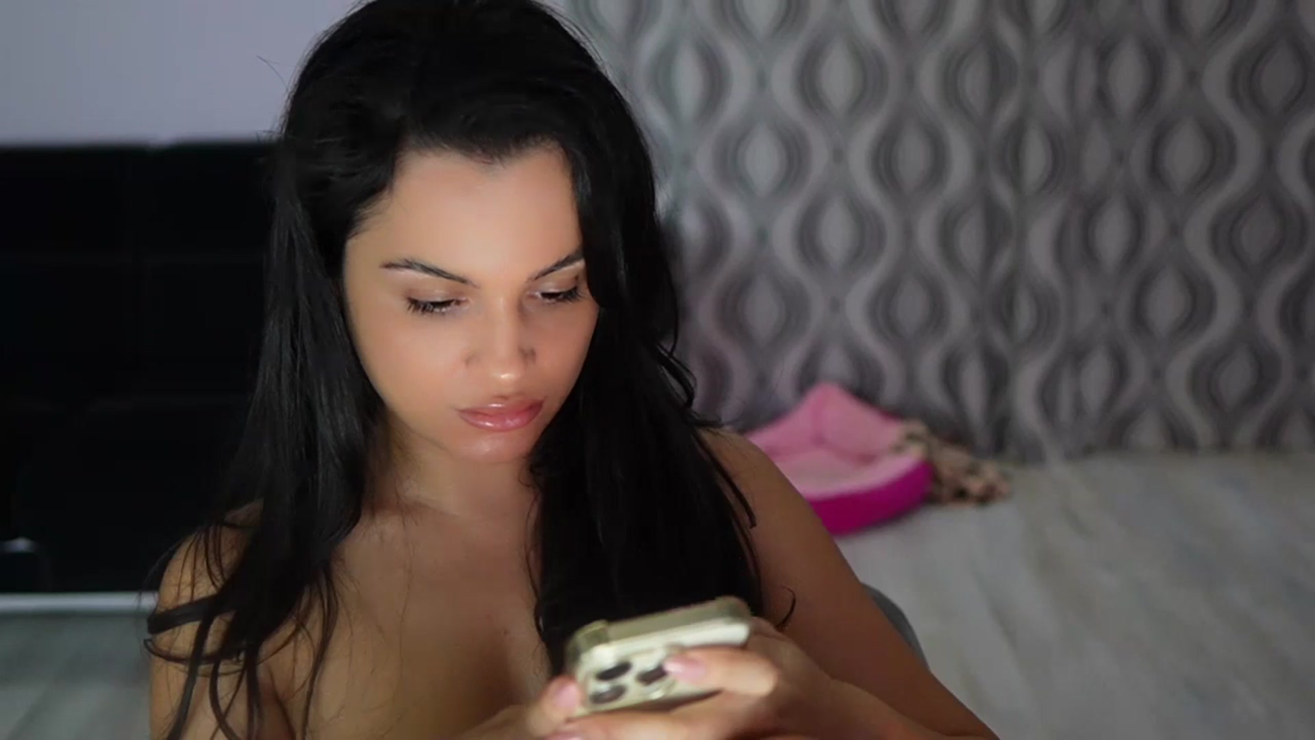 Gallery image thumbnail from TinyAndrea's myfreecams stream on, 11/10/2025, 05:13 image 3 of 20